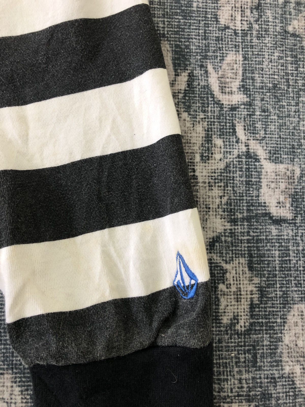 Vintage × Volcom Vintage Volcom Shark Hoodies / Birdhouse Bapeshark Hookups Size US S / EU 44-46 / 1 - 5 Thumbnail