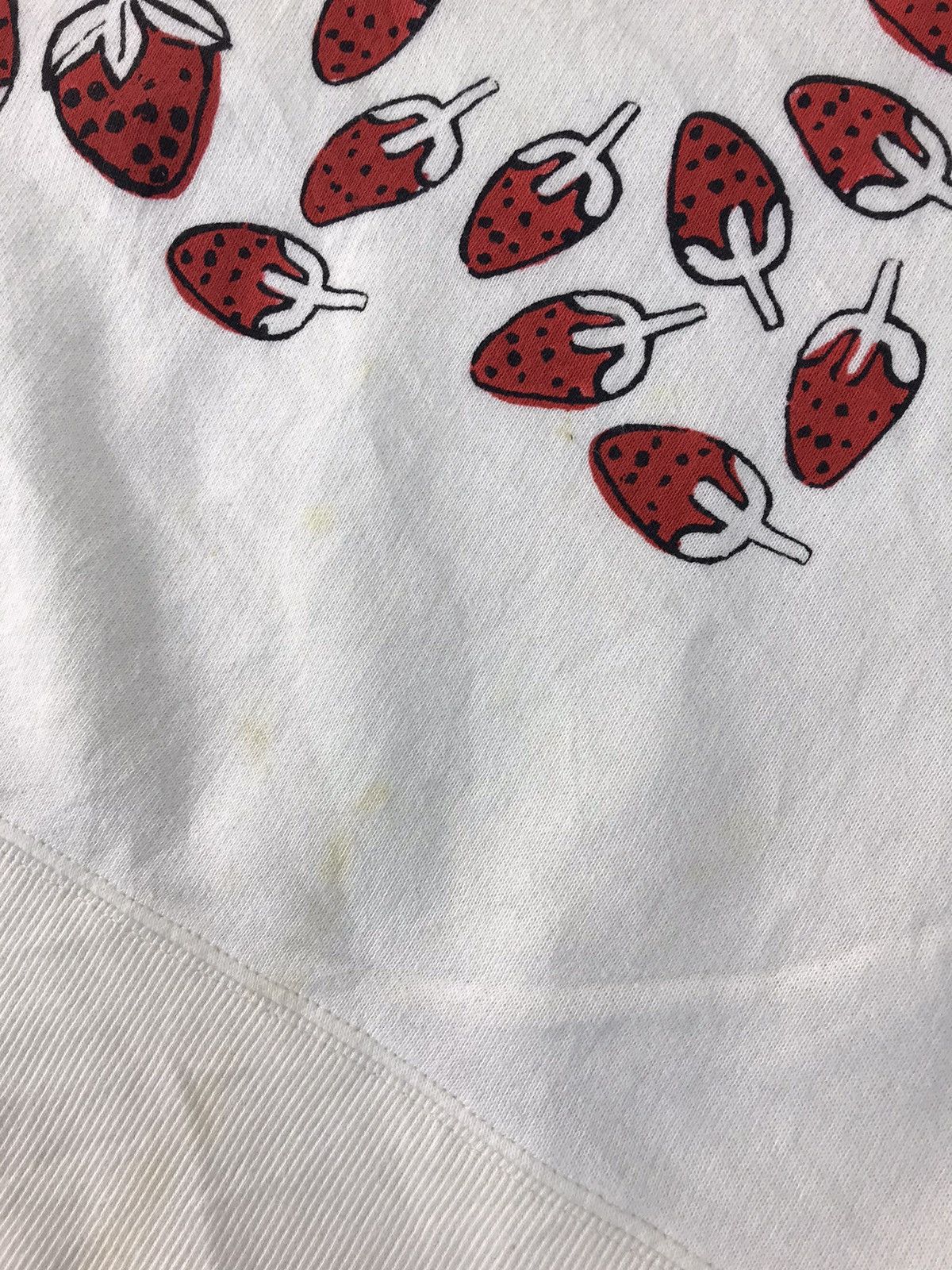 Andy Warhol Andy Warhol Strawberry Design Pop Art Big Logo Spell Out Size US S / EU 44-46 / 1 - 11 Thumbnail