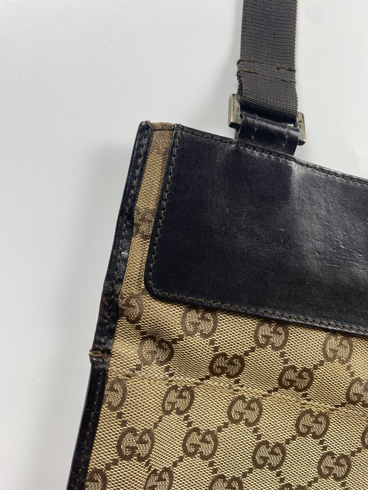 Gucci Gucci GG Canvas Crossbody Bag Size ONE SIZE - 6 Thumbnail