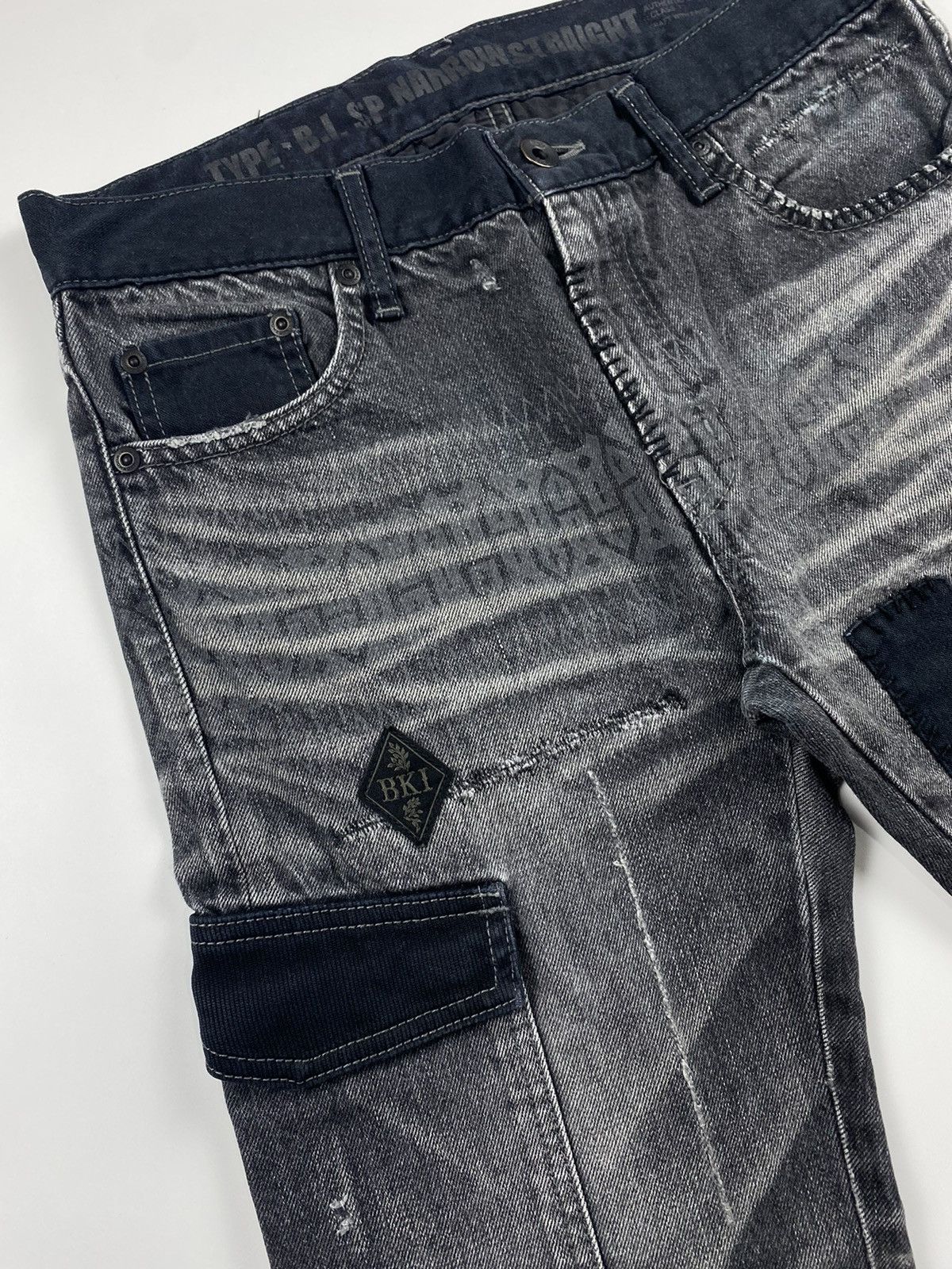 Neighborhood Neighborhood Black Icon Savage Level 4 Size US 30 / EU 46 - 7 Thumbnail