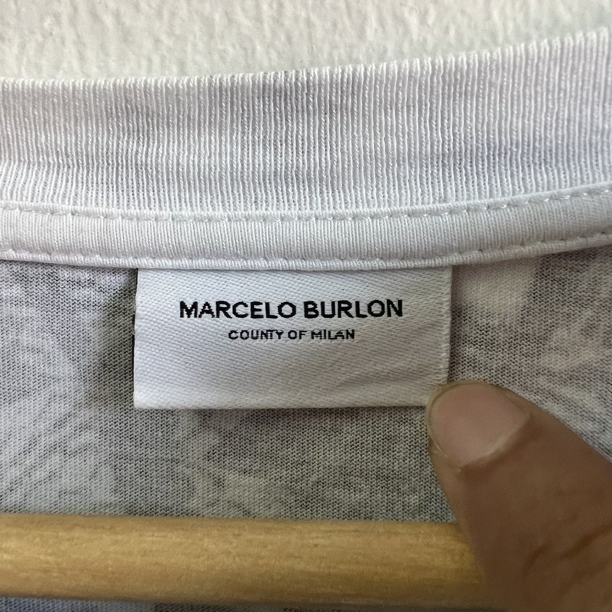 Marcelo Burlon MARCELO BURLON SNAKE TEE Size US L / EU 52-54 / 3 - 3 Thumbnail
