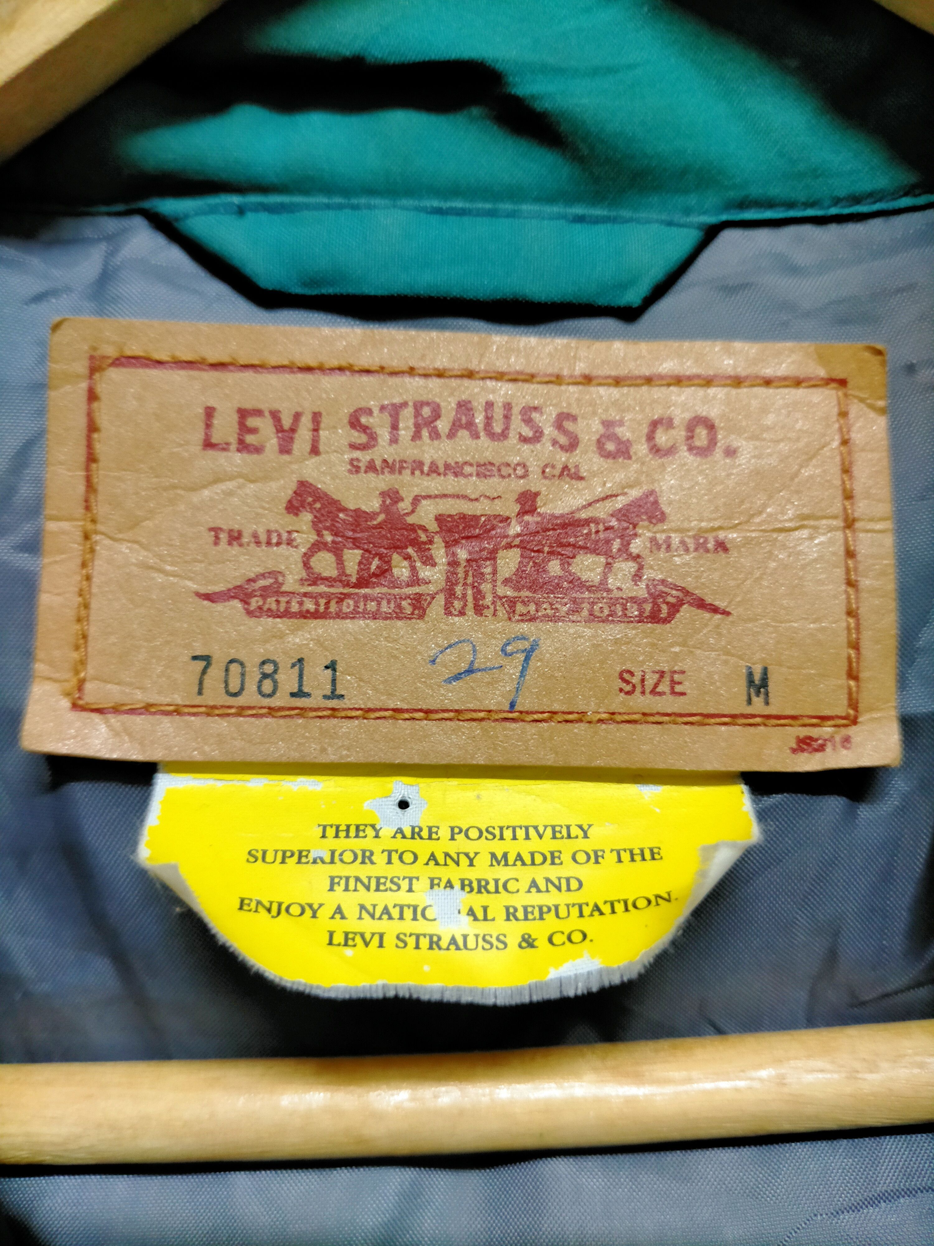 Japanese Brand Levis Strauss & Co x Varsity Bomber Jacket Size US M / EU 48-50 / 2 - 12 Thumbnail