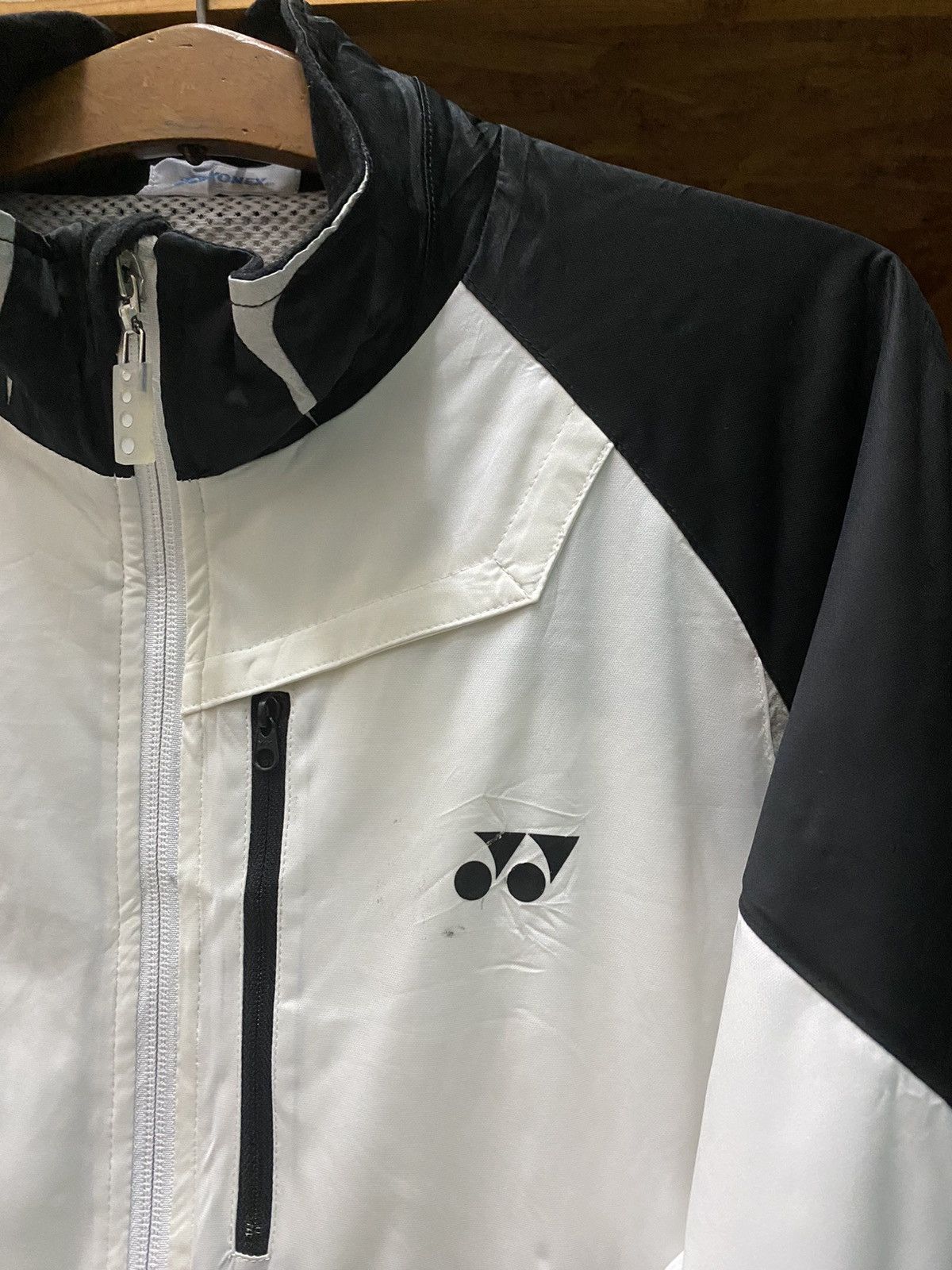 Vintage YONEX HEAT CAPSULE TRAINING JACKET Size US L / EU 52-54 / 3 - 4 Thumbnail