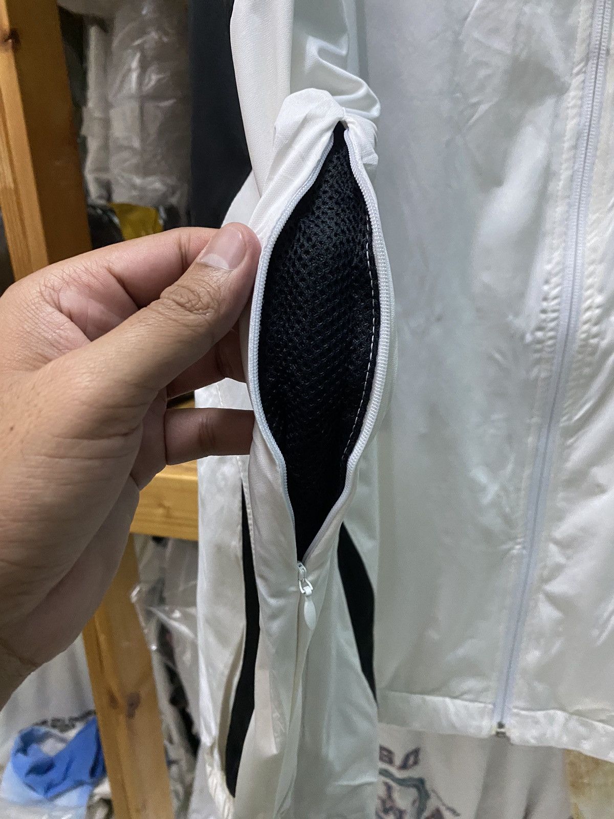 Vintage YONEX HEAT CAPSULE TRAINING JACKET Size US L / EU 52-54 / 3 - 11 Thumbnail
