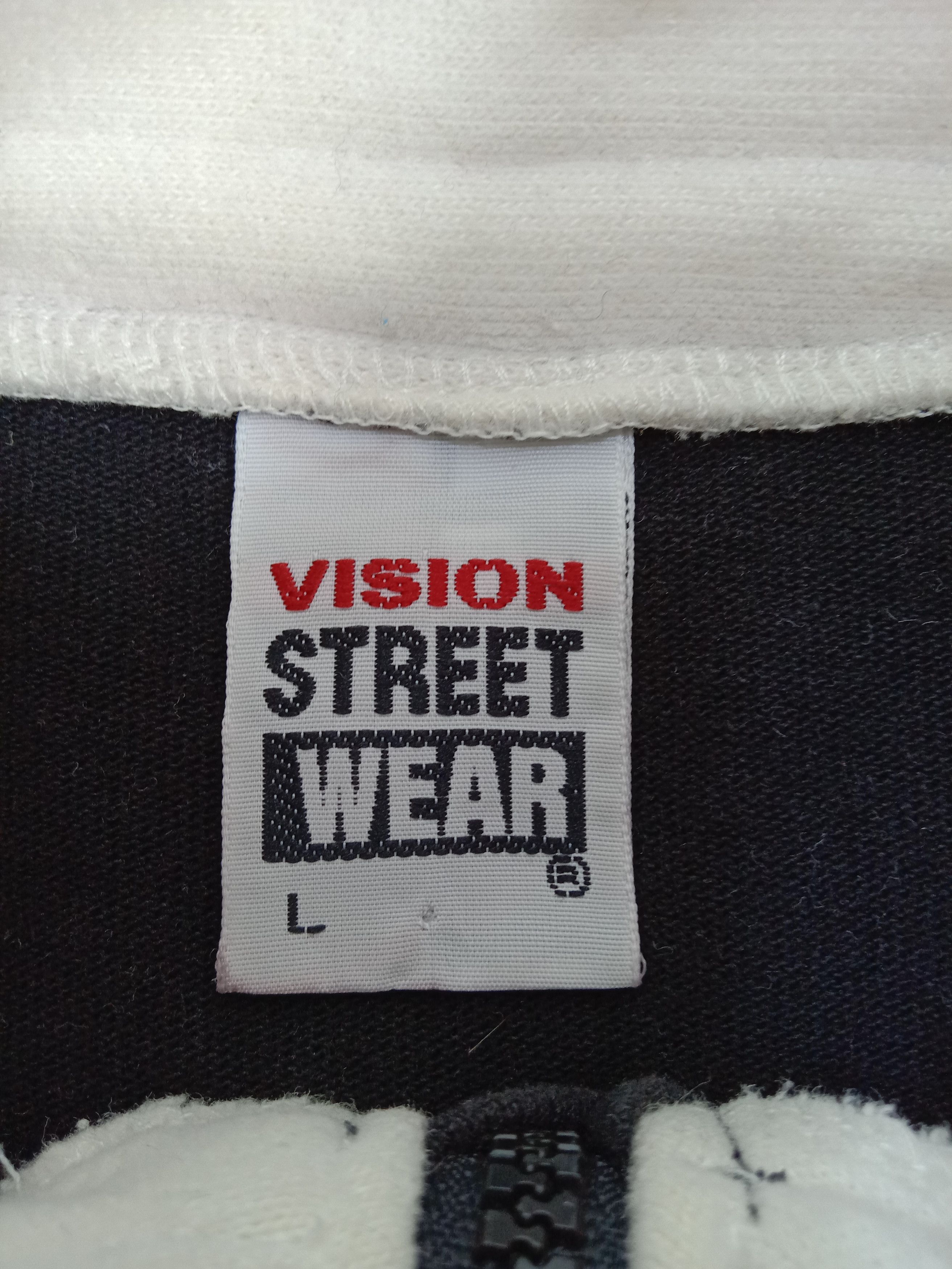 Vision Streetwear Vintage 1986 Vision Street Wear Longsleeve Shirt Size US L / EU 52-54 / 3 - 8 Thumbnail