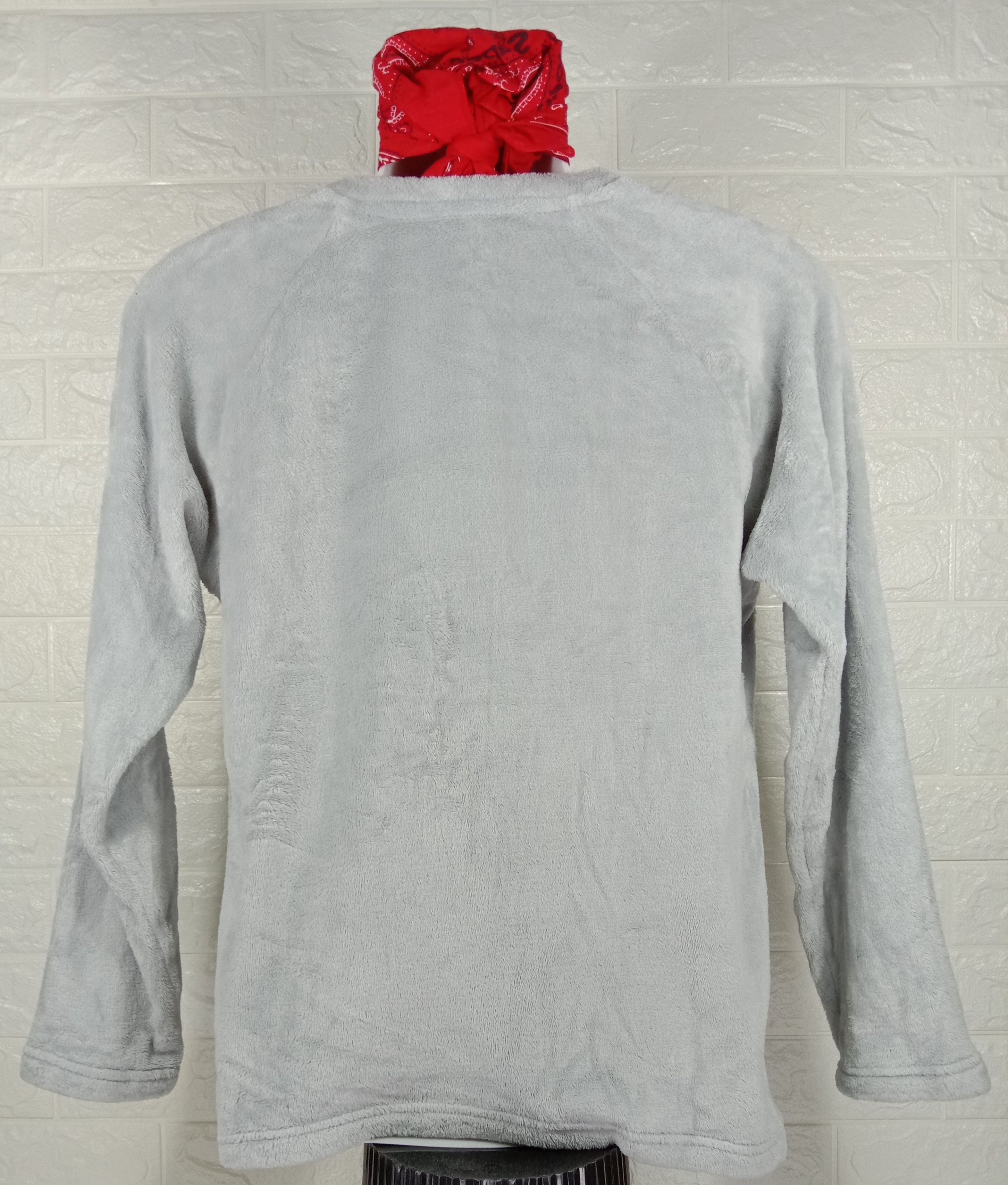 Mickey Mouse Vintage Walt Disney Mickey Mouse Fleece Long Sleeve Shirt Size US M / EU 48-50 / 2 - 7 Thumbnail