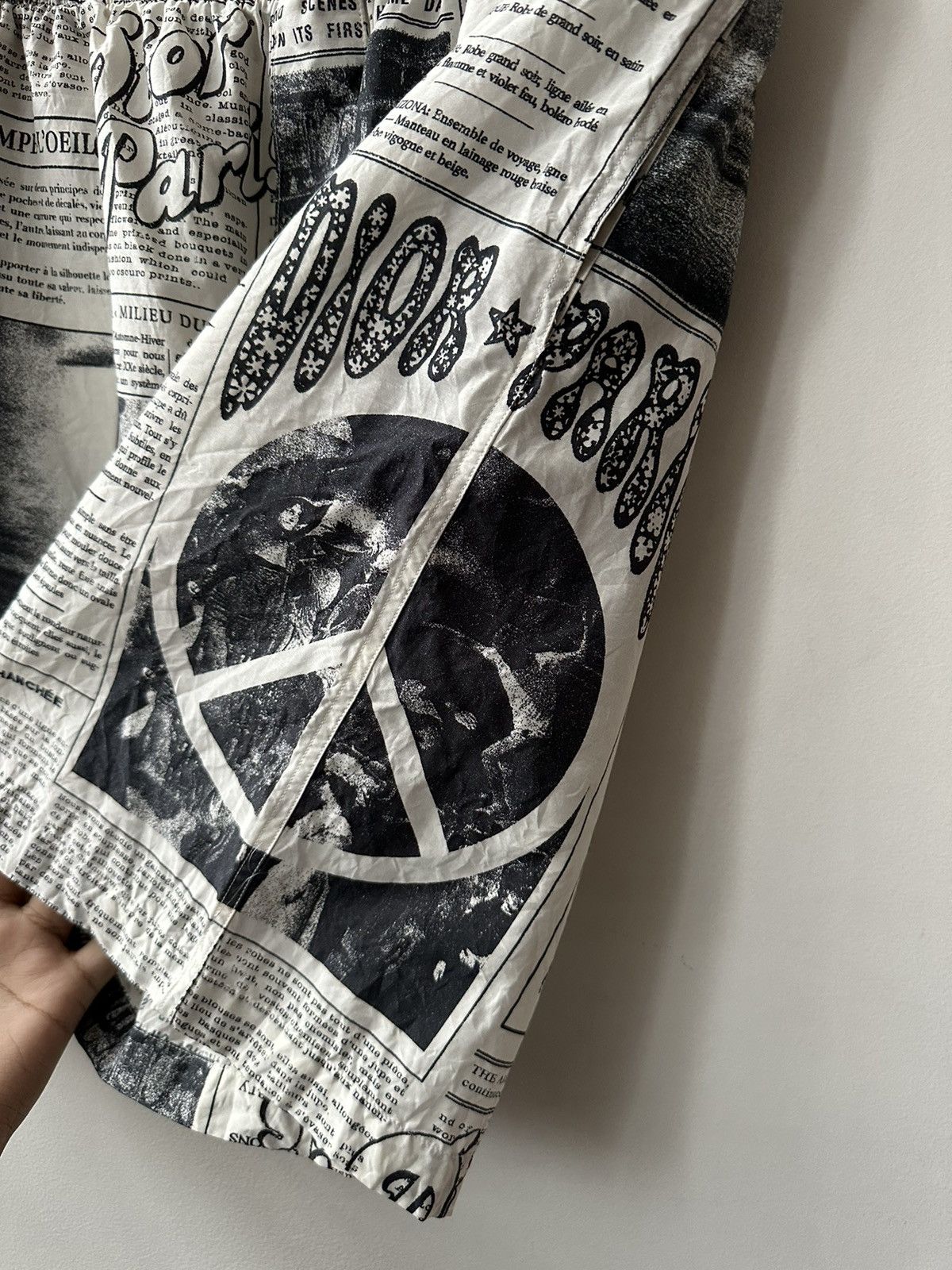 Dior × ERL Dior ERL Newspaper Shorts Size US 33 - 5 Thumbnail