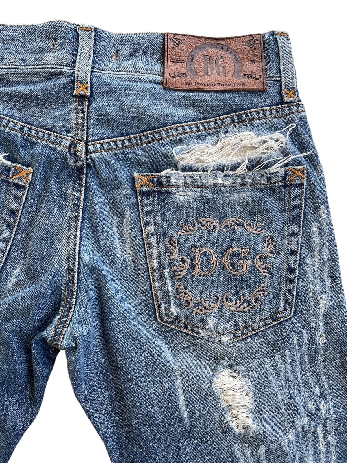 Dolce & Gabbana D&G Classic Distressed Straight Leg Jeans Size US 29 - 8 Thumbnail