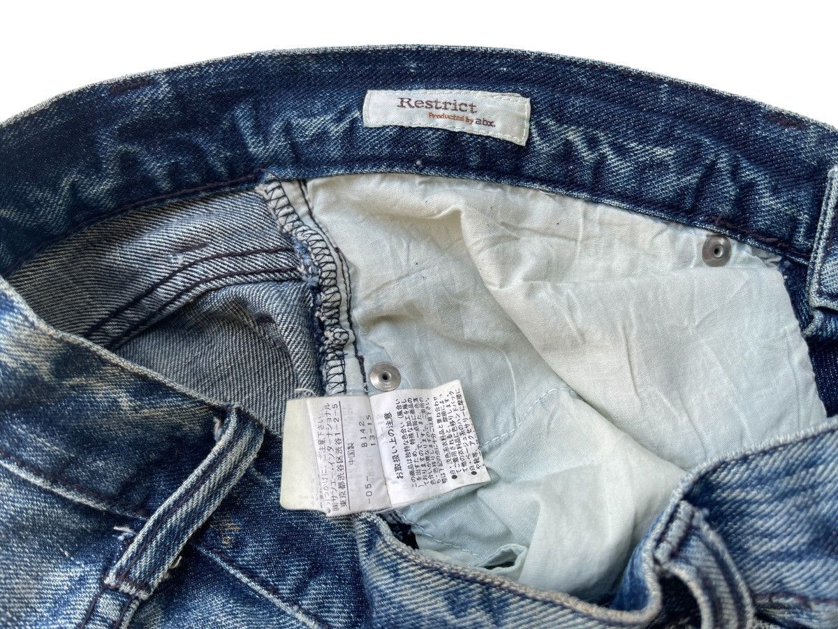 Japanese Brand Restrict Japan Distressed Flare Denim Size US 29 - 14 Thumbnail