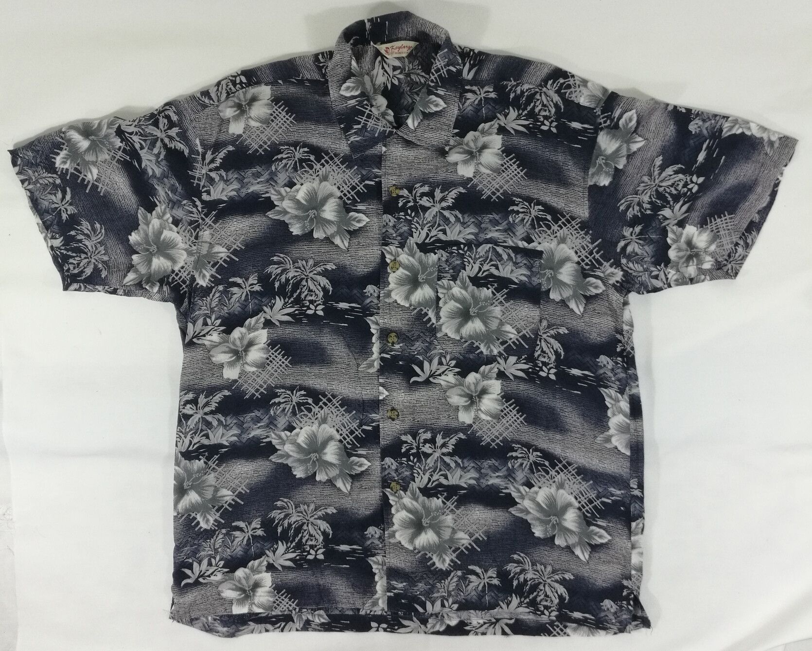 Vintage Vintage Keylargo Hawaiian Button Ups Shirt Size US L / EU 52-54 / 3 - 1 Thumbnail