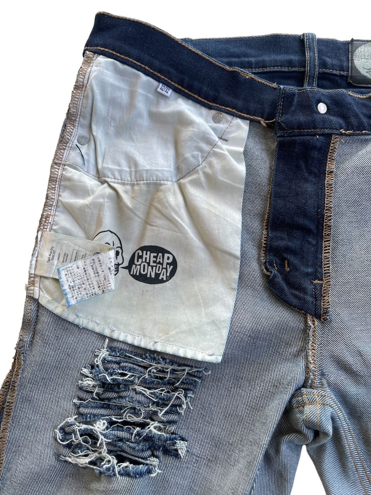 Cheap Monday Ripped Stretch Slim Fit Distressed Denim Size US 32 / EU 48 - 13 Thumbnail