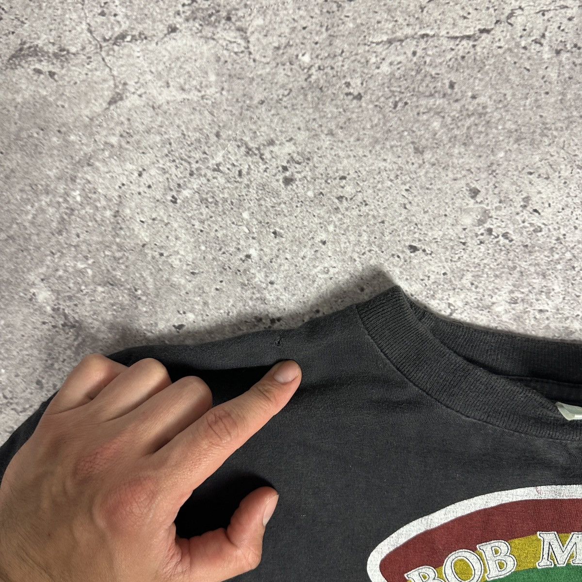 Bob Marley Vintage 90s Bob Marley Distressed tee OG Legend reggie y2k Size US M / EU 48-50 / 2 - 5 Thumbnail