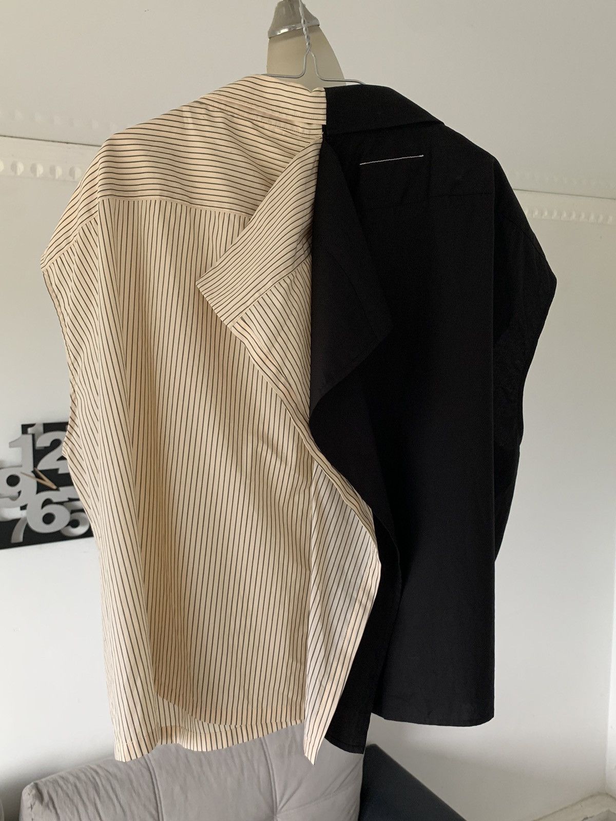 Maison Margiela BNWT Maison Martin Margiela MM6 sleeveless blouse Size M / US 6-8 / IT 42-44 - 1 Thumbnail