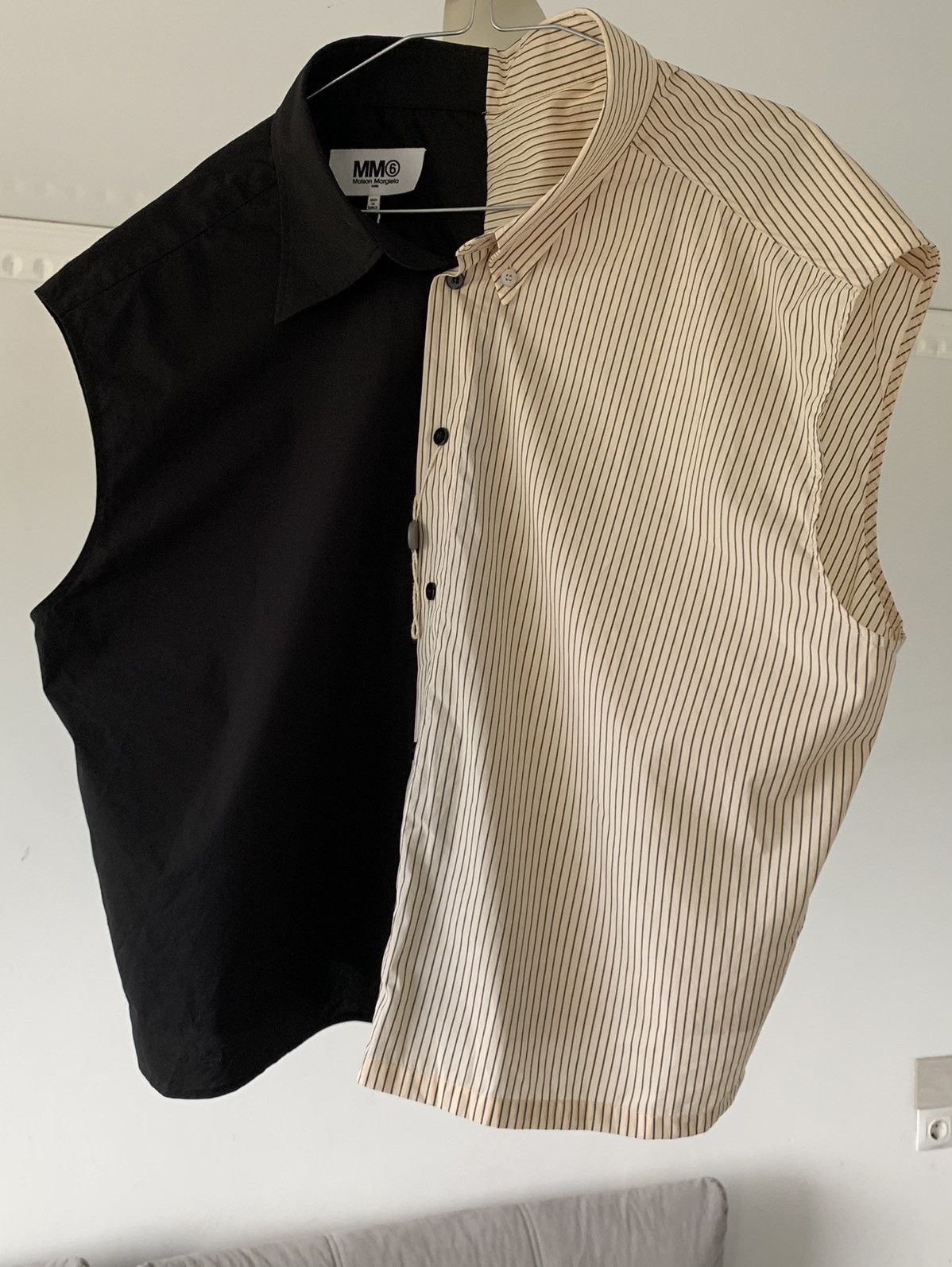 Maison Margiela BNWT Maison Martin Margiela MM6 sleeveless blouse Size M / US 6-8 / IT 42-44 - 2 Thumbnail