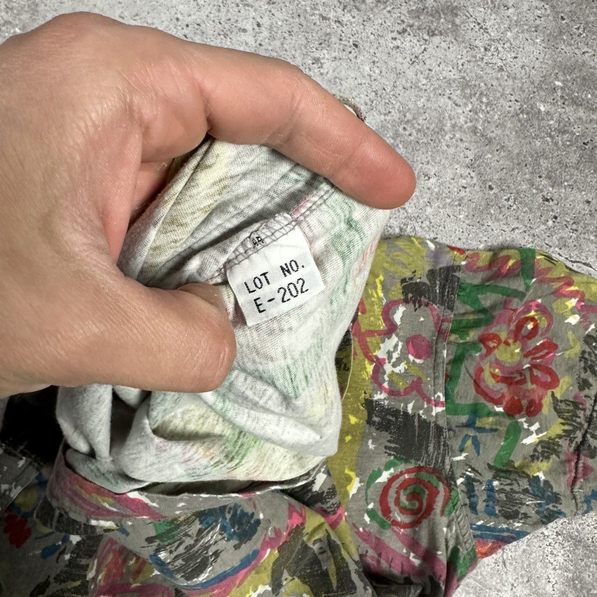 Converse Vintage 90s Converse Tie Dye AOP Graffiti tee rare crazy y2k Size S / US 4 / IT 40 - 7 Thumbnail