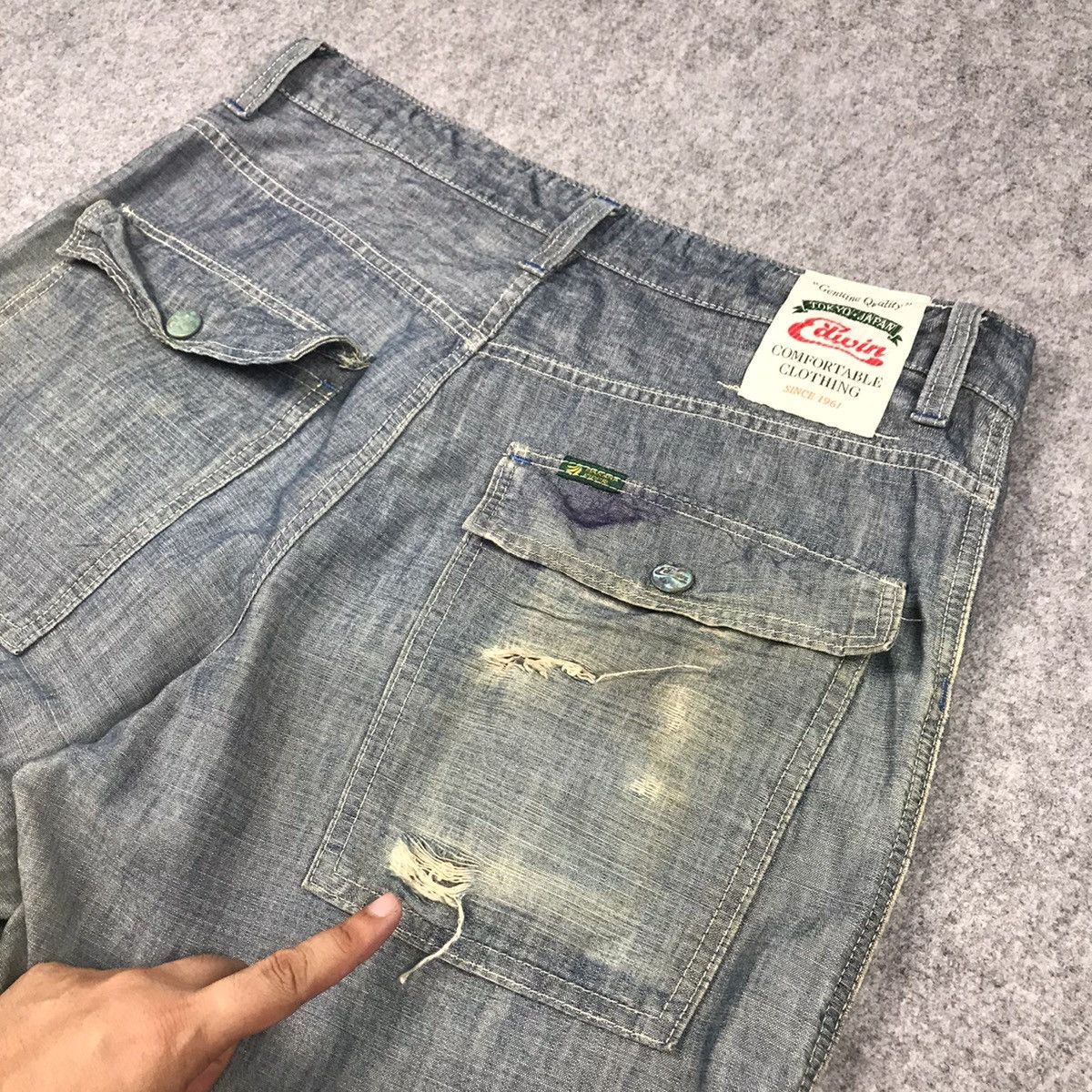 Edwin × Japanese Brand BAGGY EDWIN BUSH PANT DISTRESSED PANTS Size US 34 / EU 50 - 10 Thumbnail