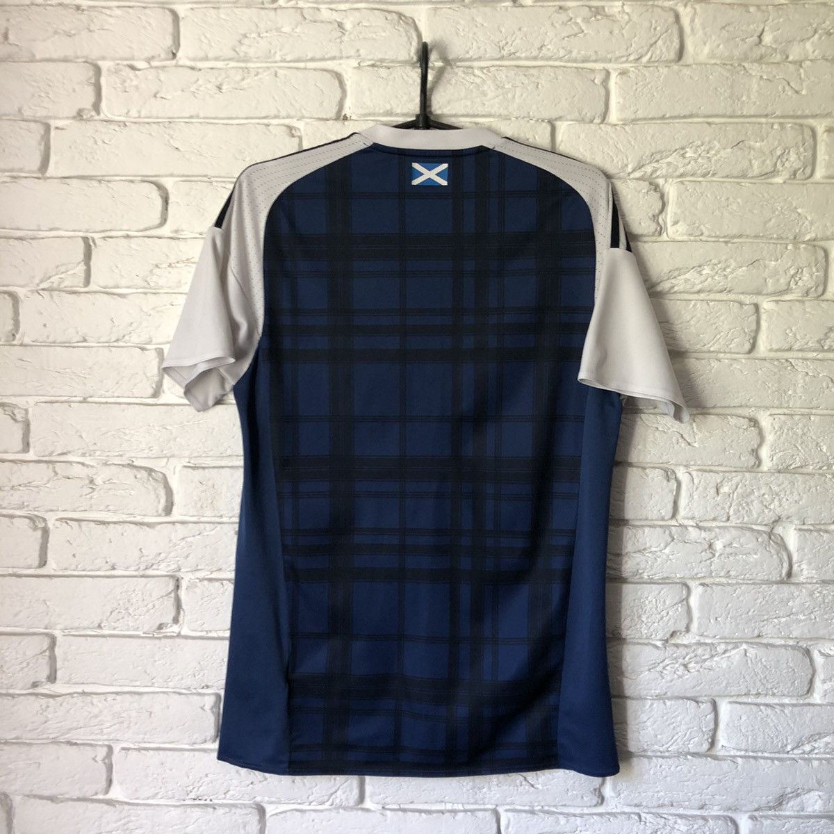 Adidas Scotland national team 2015 2017 home jersey Size US S / EU 44-46 / 1 - 4 Thumbnail