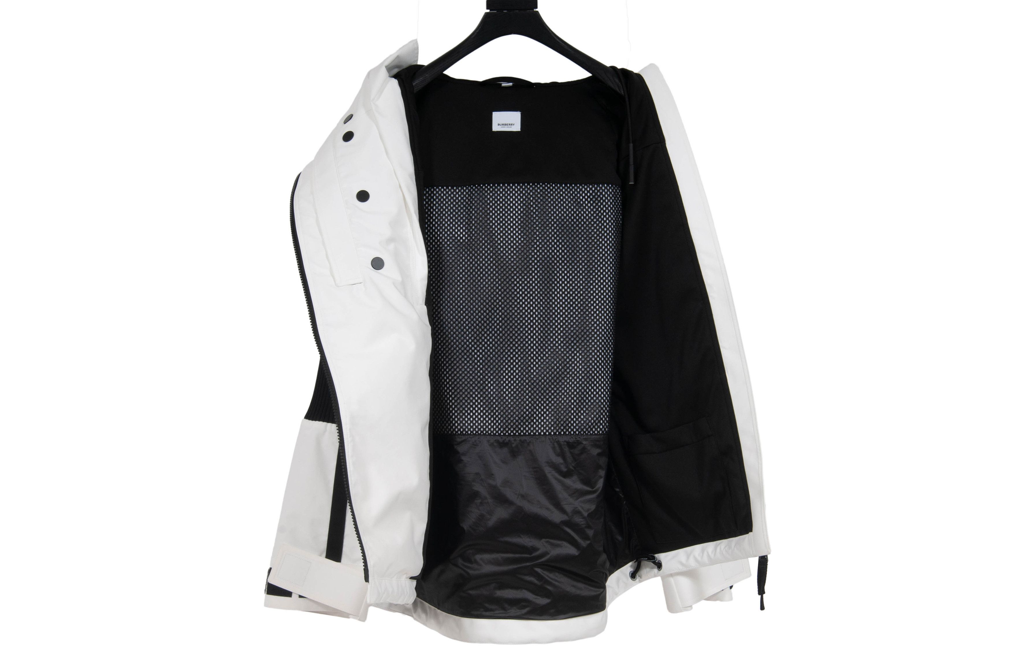 Burberry Globe Graphic Technical Jacket Size US S / EU 44-46 / 1 - 7 Thumbnail