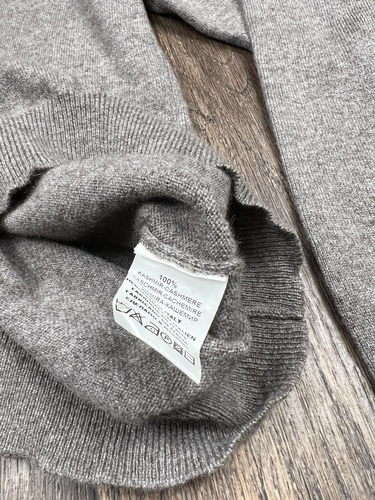 Barba Napoli Barba Napoli Cashmere V neck Sweater light brown Size US M / EU 48-50 / 2 - 9 Thumbnail