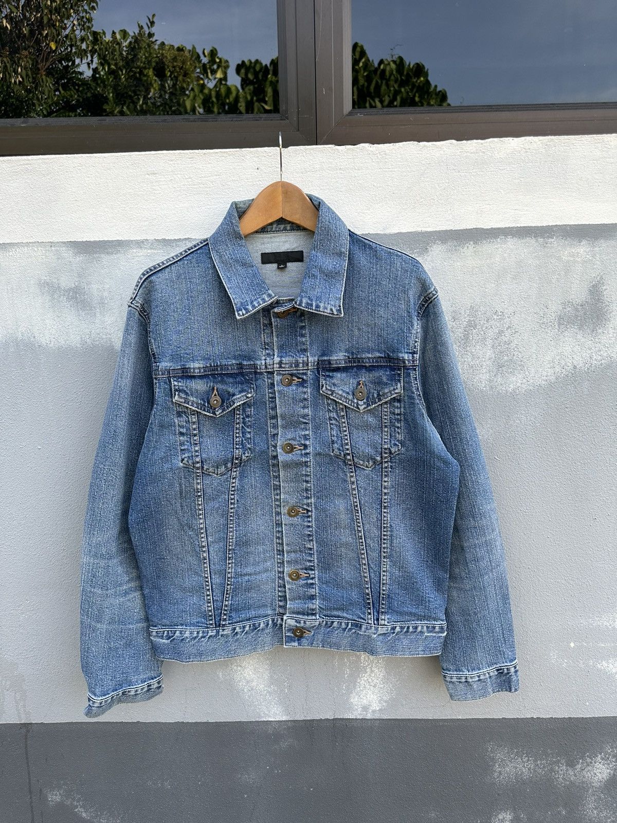 Avant Garde Denim Jacket Uniqlo Uniqlo type 3 trucker denim jacket Grailed