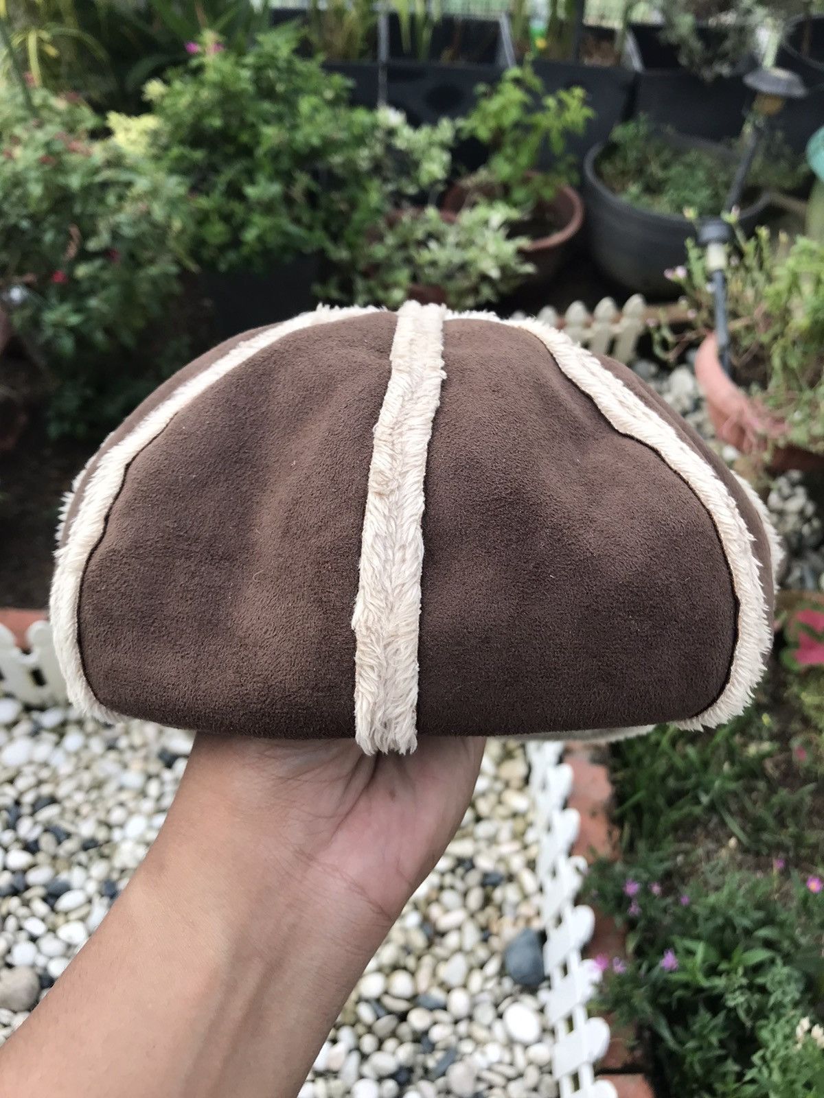 Japanese Brand AUTHENTIC FAUX FUR 8 PANEL IVY CAP HAT BY A.V.V Size ONE SIZE - 5 Thumbnail