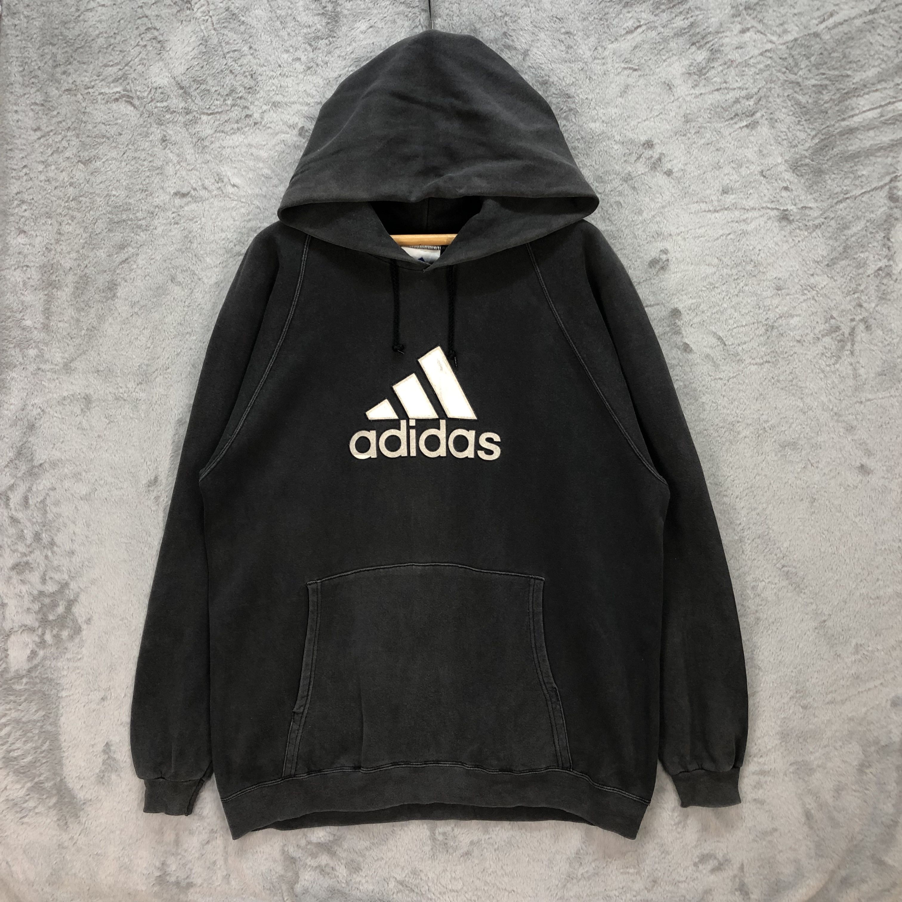 Adidas Vintage Adidas Big Logo Pullover Hoodies #5908-43 Size US L / EU 52-54 / 3 - 1 Thumbnail
