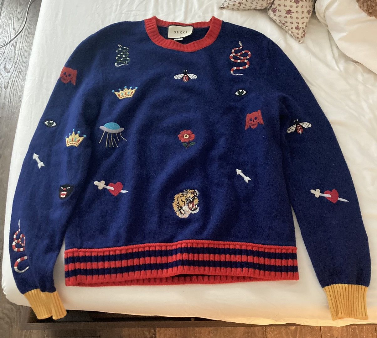 Gucci Gucci Patches Knit Sweater Size US S / EU 44-46 / 1 - 1 Thumbnail