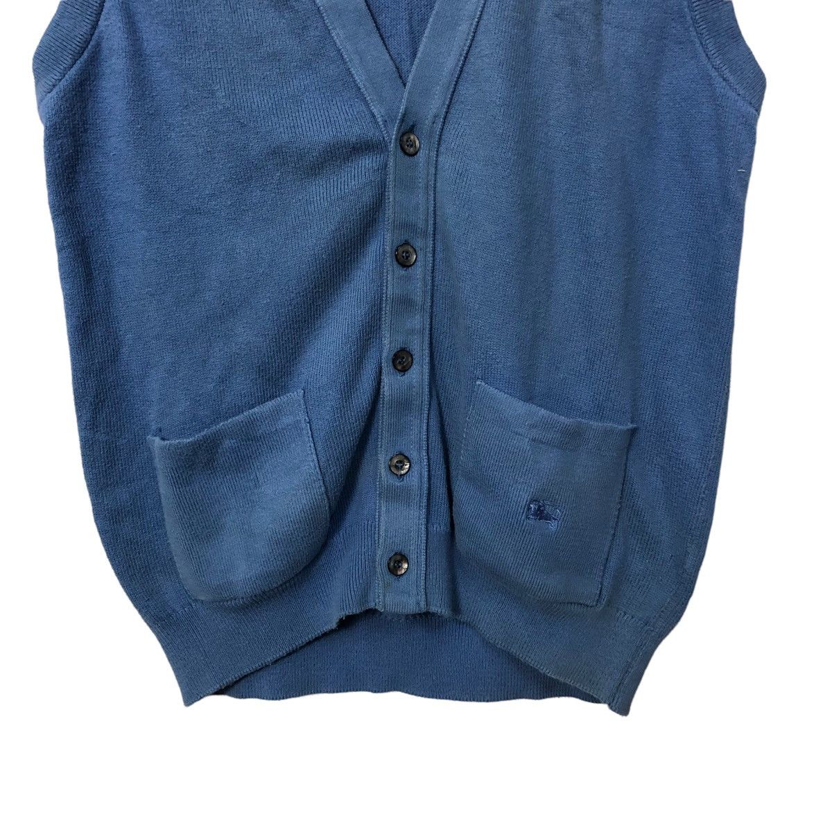 Burberry Vintage Burberrys Embroidery Logo Button Ups Knitwear Vest Size US M / EU 48-50 / 2 - 3 Thumbnail
