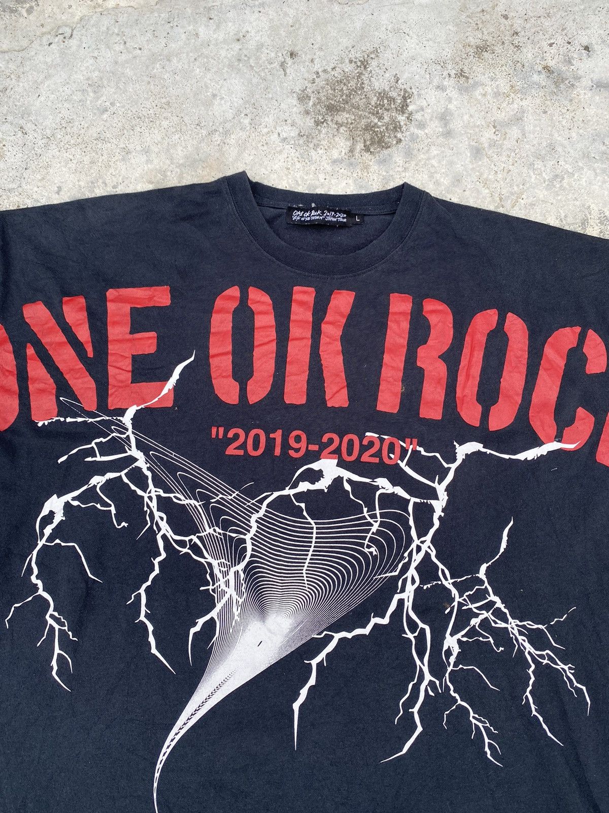 Vintage One Ok Rock “Eye of the Storm”Japan Tour Size US XL / EU 56 / 4 - 2 Thumbnail