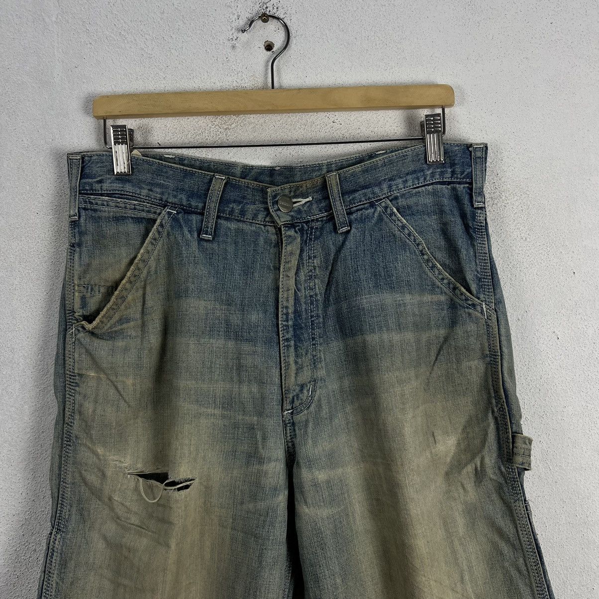 Carhartt VINTAGE CARHARTT SHORT DENIM PANTS DISTRESSED DESIGN WEAR Size US 34 / EU 50 - 5 Thumbnail