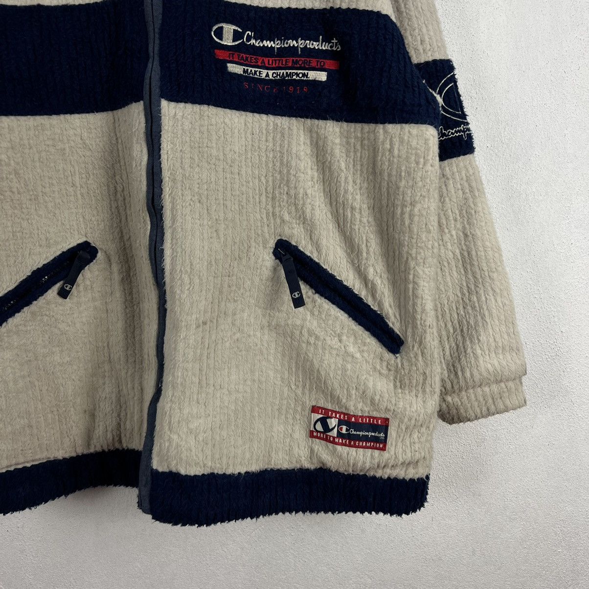Japanese Brand VINTAGE CHAMPION FLEECE JACKET ZIPPER BIG LOGO Size US M / EU 48-50 / 2 - 4 Thumbnail