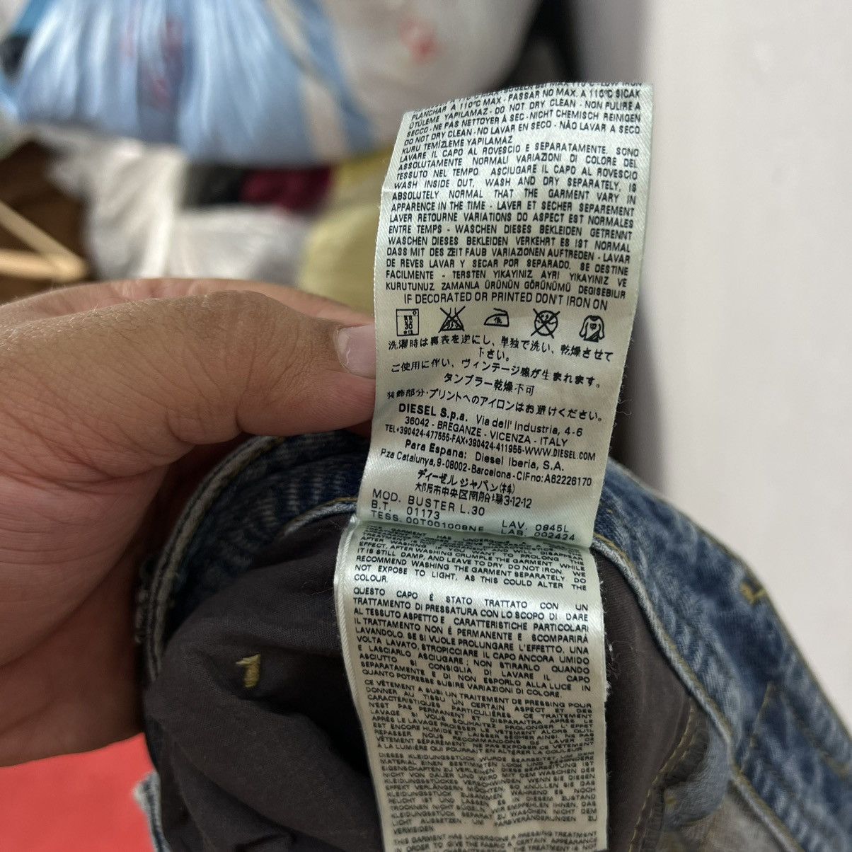 Japanese Brand VINTAGE BUSTER DIESEL REGULAR SLIM DISTRESSED DENIM Size US 36 / EU 52 - 16 Thumbnail