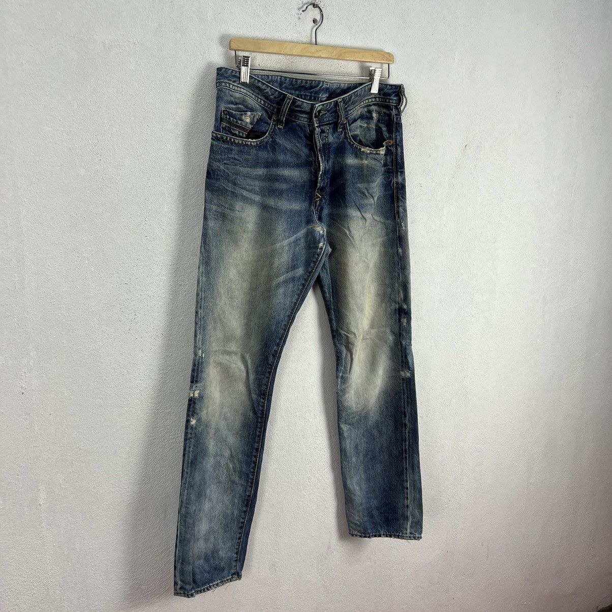Japanese Brand VINTAGE BUSTER DIESEL REGULAR SLIM DISTRESSED DENIM Size US 36 / EU 52 - 2 Thumbnail