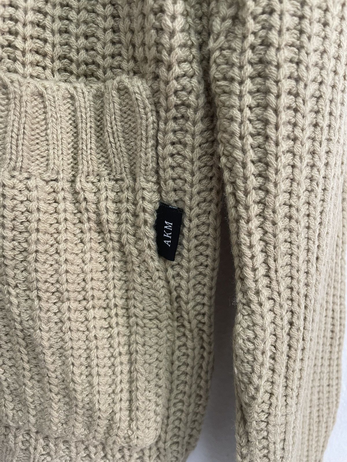 AKM Akm cable knit Size US L / EU 52-54 / 3 - 2 Thumbnail