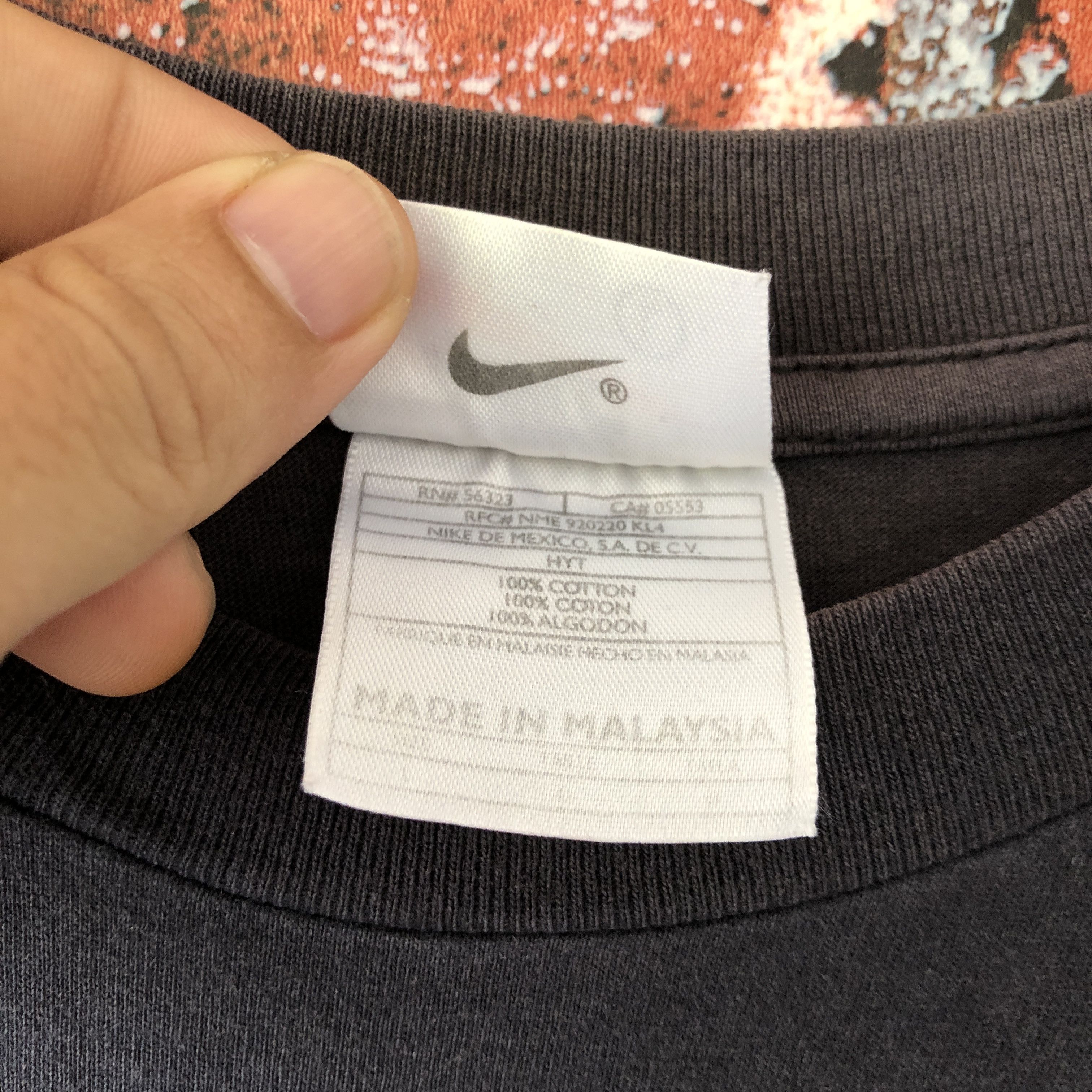 Nike × Vintage Vintage Nike Air Swoosh Big Logo Black Tee Shirt L Big Size Size US L / EU 52-54 / 3 - 11 Thumbnail