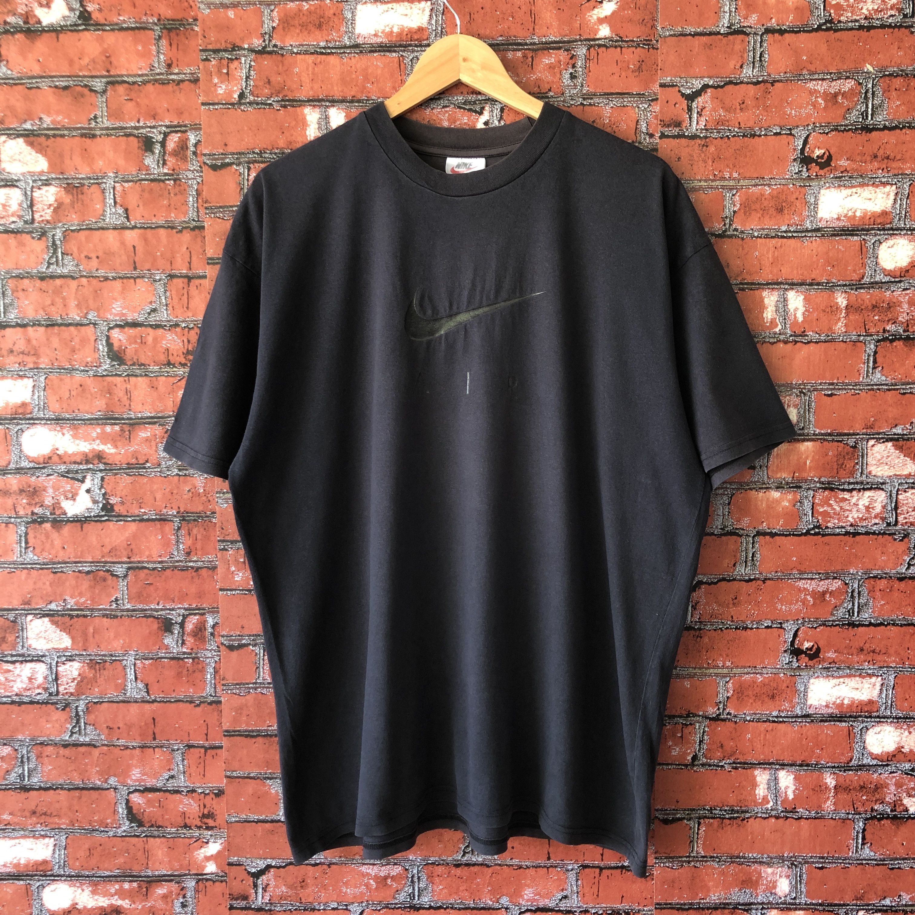 Nike × Vintage Vintage Nike Air Swoosh Big Logo Black Tee Shirt L Big Size Size US L / EU 52-54 / 3 - 12 Thumbnail