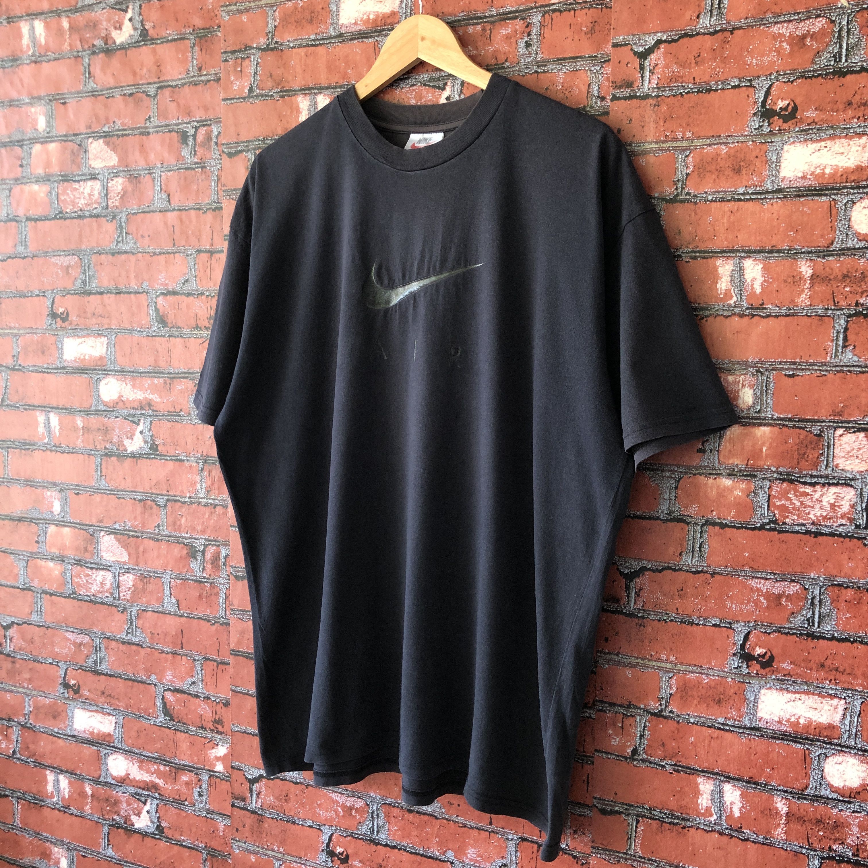 Nike × Vintage Vintage Nike Air Swoosh Big Logo Black Tee Shirt L Big Size Size US L / EU 52-54 / 3 - 9 Thumbnail