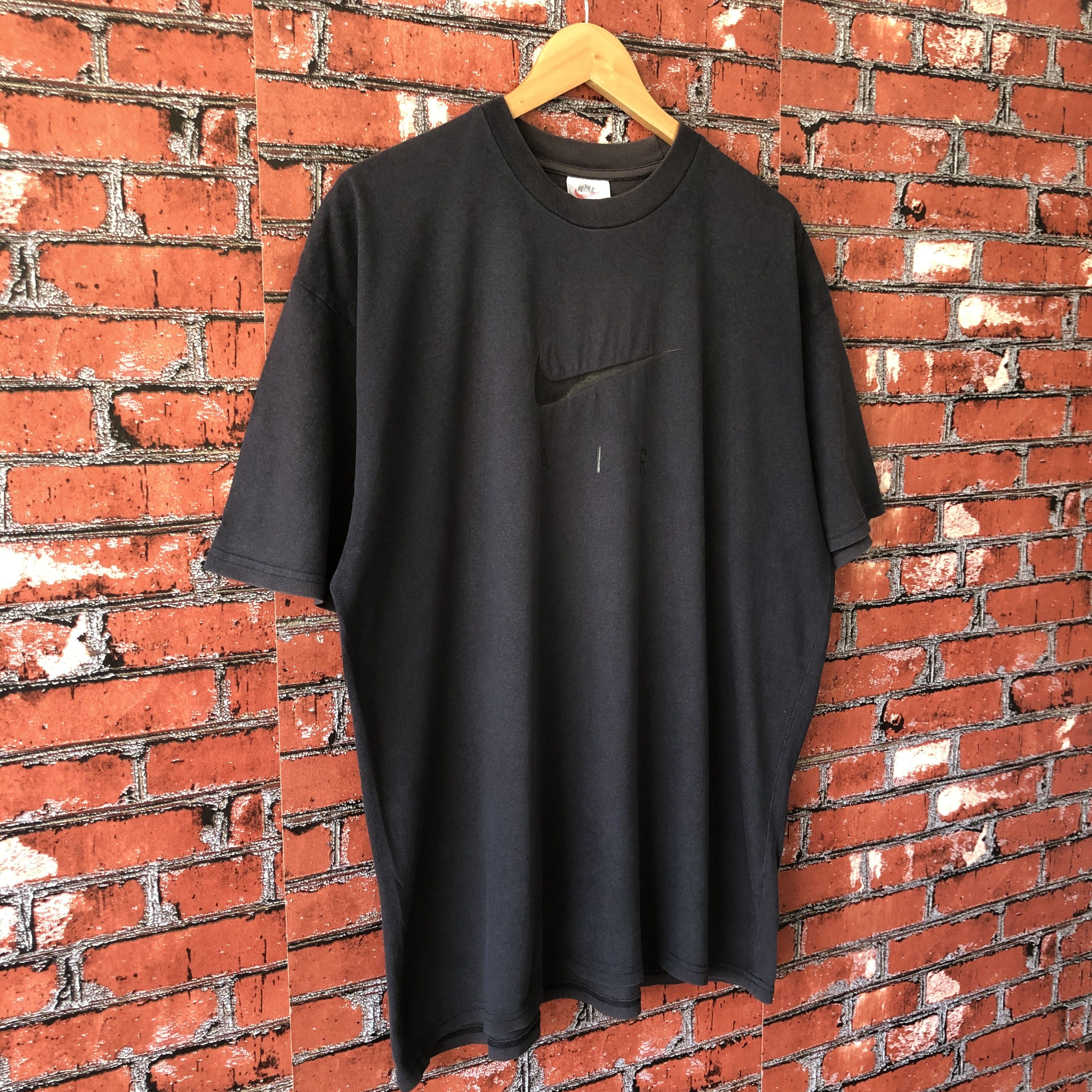 Nike × Vintage Vintage Nike Air Swoosh Big Logo Black Tee Shirt L Big Size Size US L / EU 52-54 / 3 - 10 Thumbnail