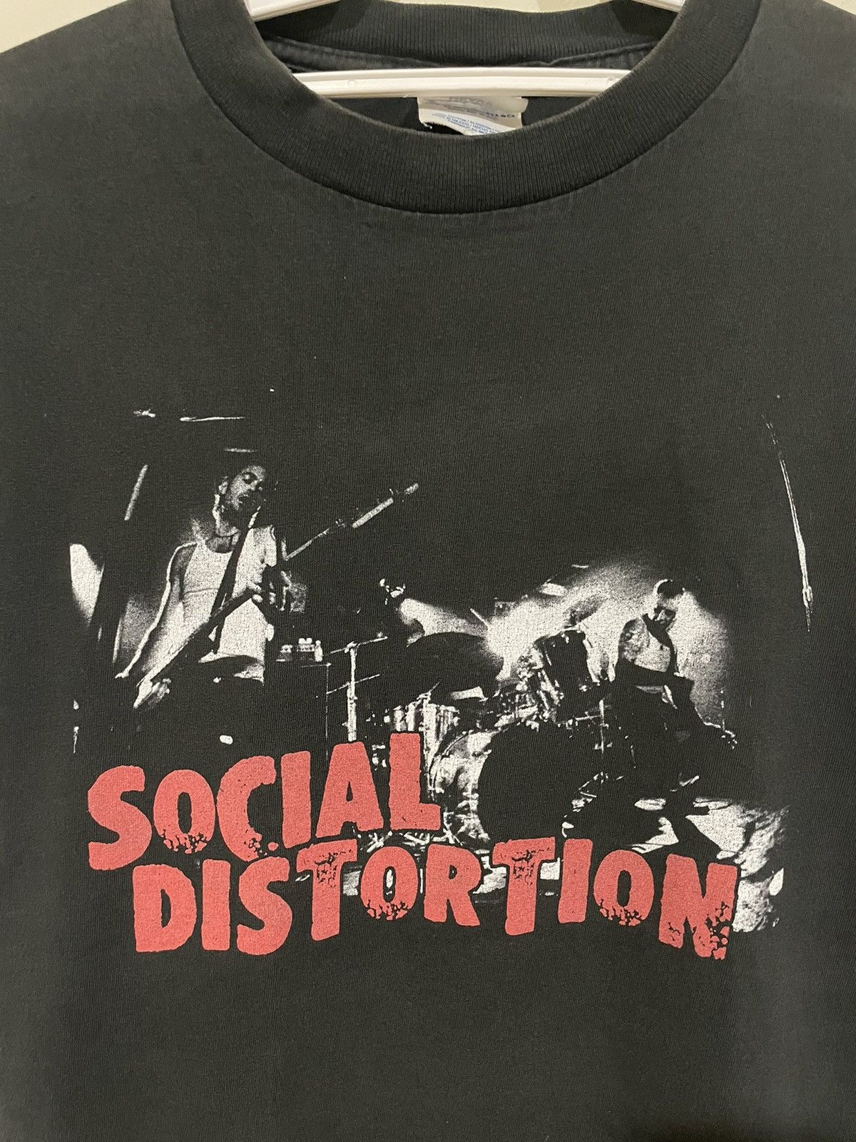 Band Tees Vintage Distressed Social Distortion Solarized Tee Size US M / EU 48-50 / 2 - 7 Thumbnail
