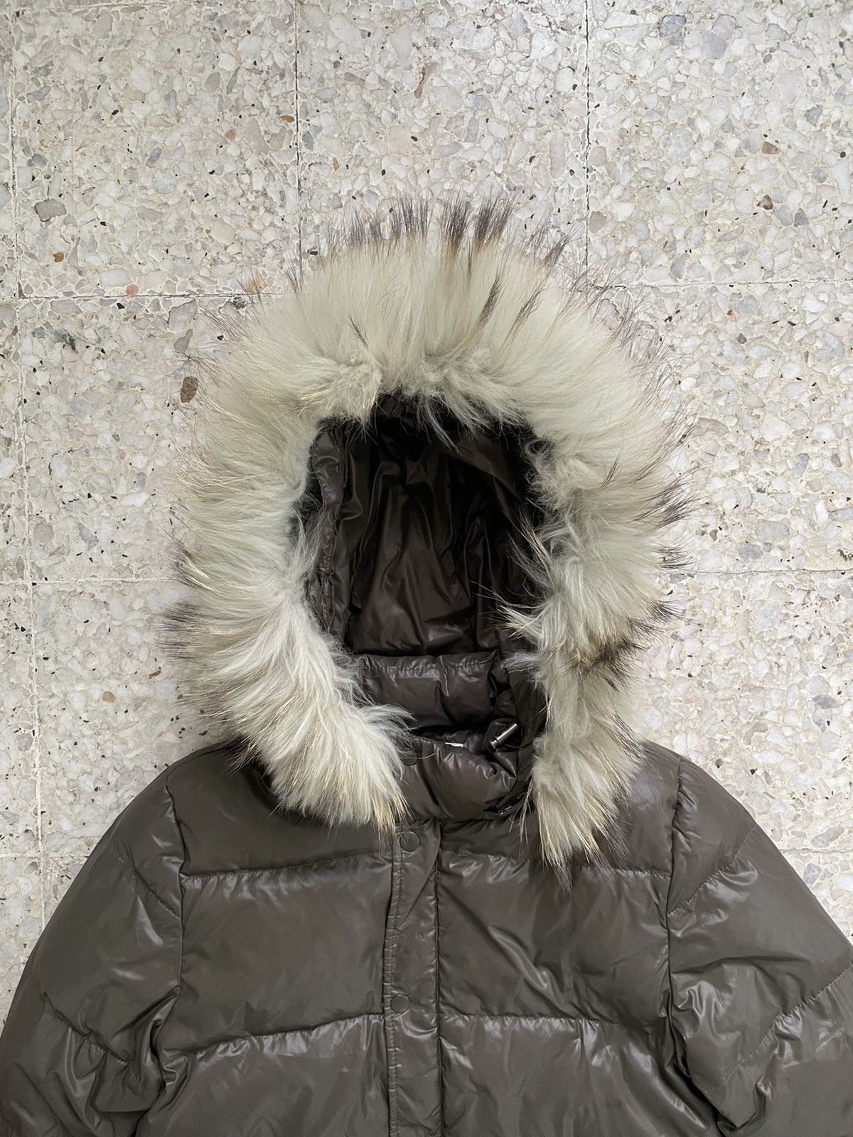 SHIPS Ships White duck down. Raccoon fur lined Size US S / EU 44-46 / 1 - 3 Thumbnail