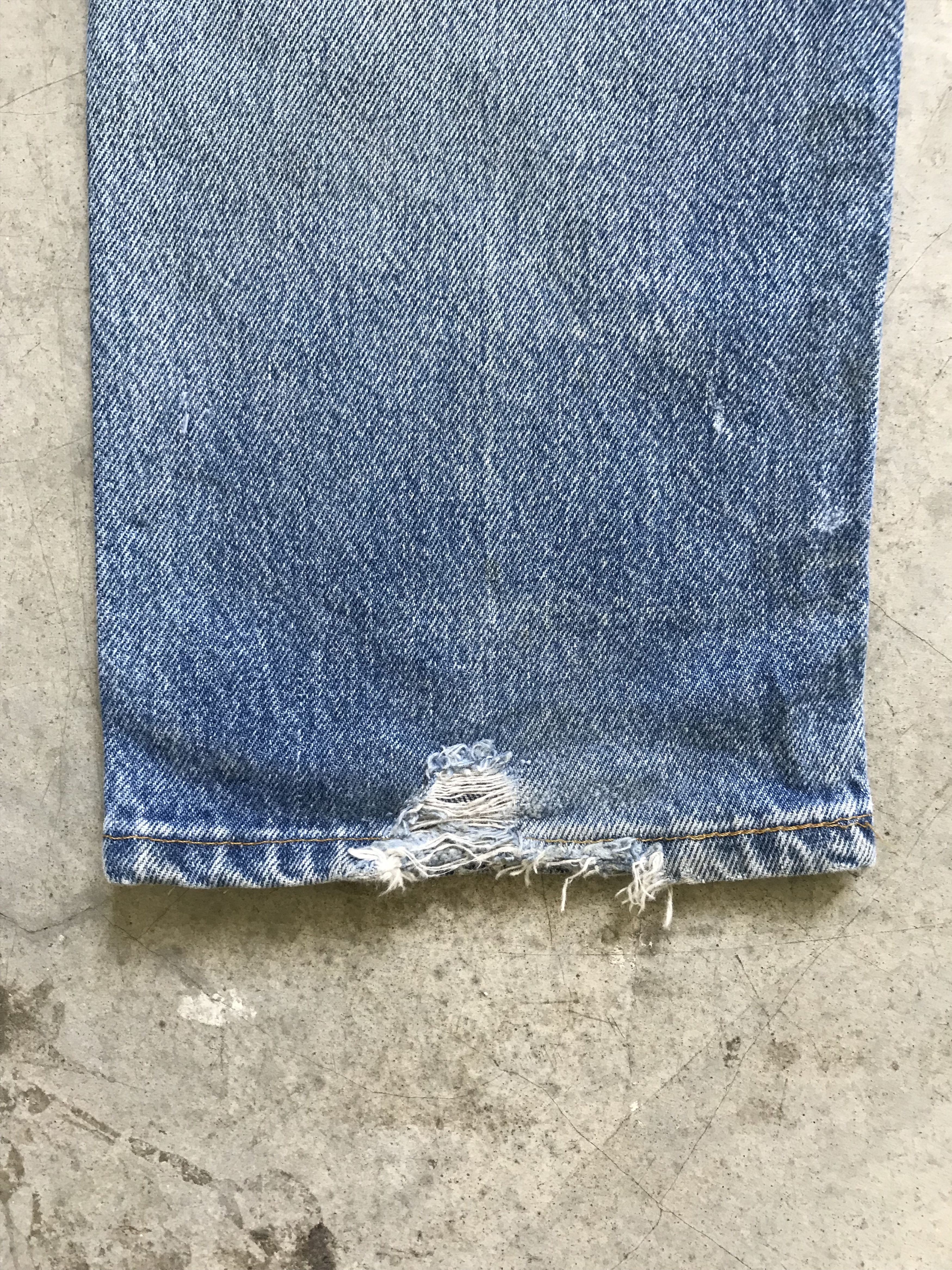 Levi's × Vintage VLEV12 - Vintage Levis Distressed Kurt Cobain Style Denim Size US 27 - 9 Thumbnail