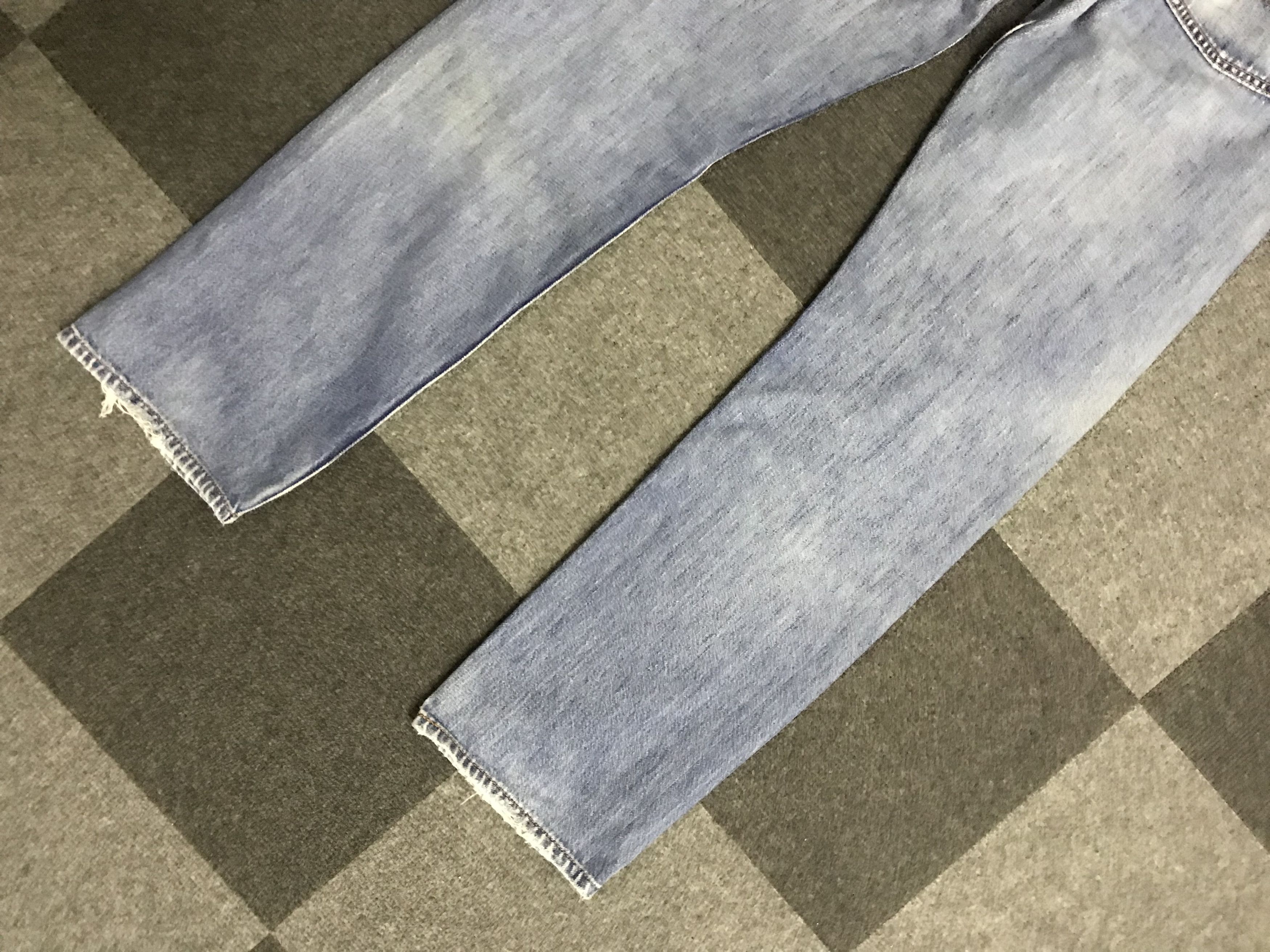 Levi's × Vintage Vintage 90s Levis 501 Medium Wash Jeans Size US 28 / EU 44 - 12 Thumbnail