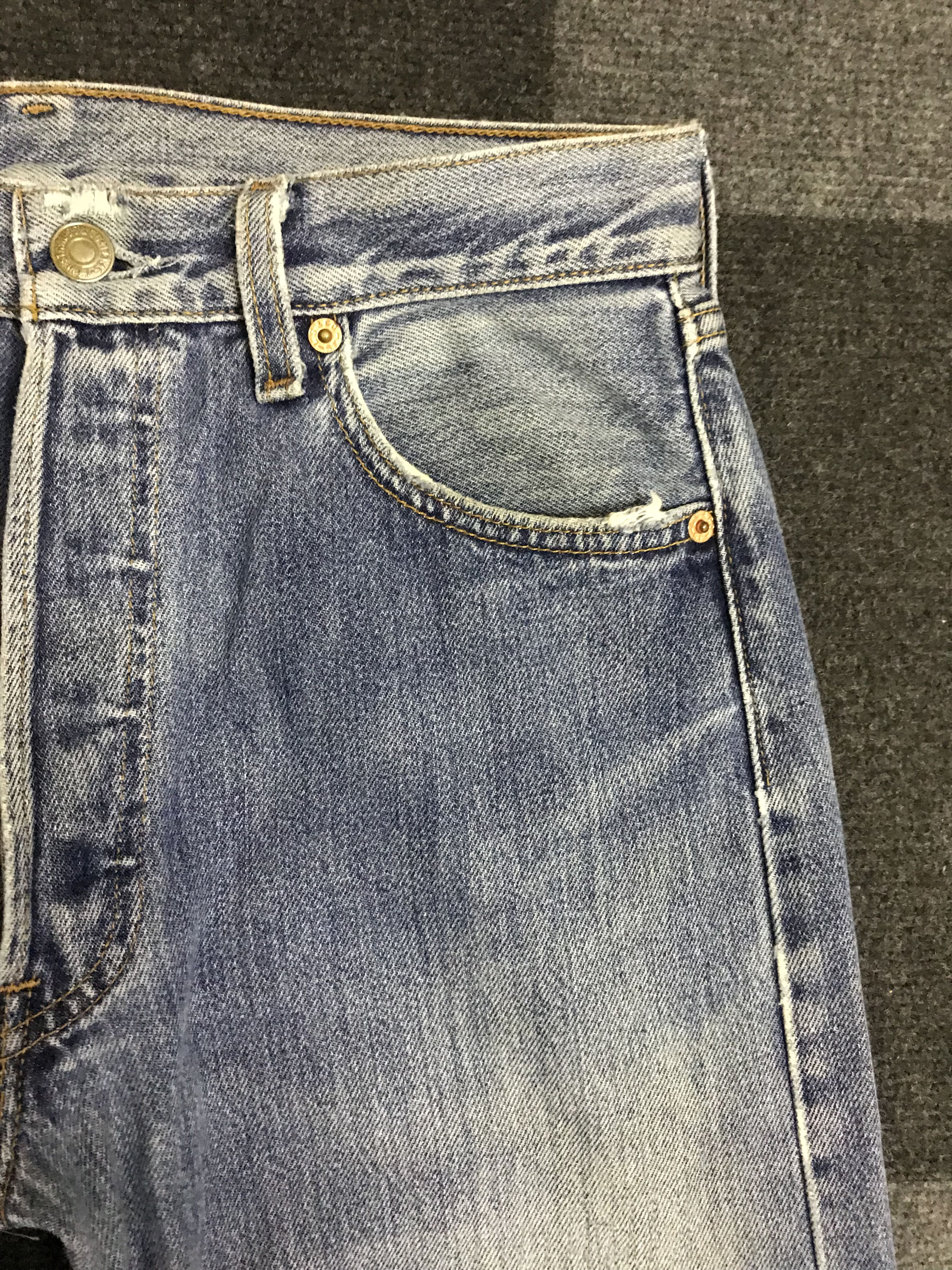 Levi's × Vintage Vintage 90s Levis 501 Medium Wash Jeans Size US 28 / EU 44 - 6 Thumbnail