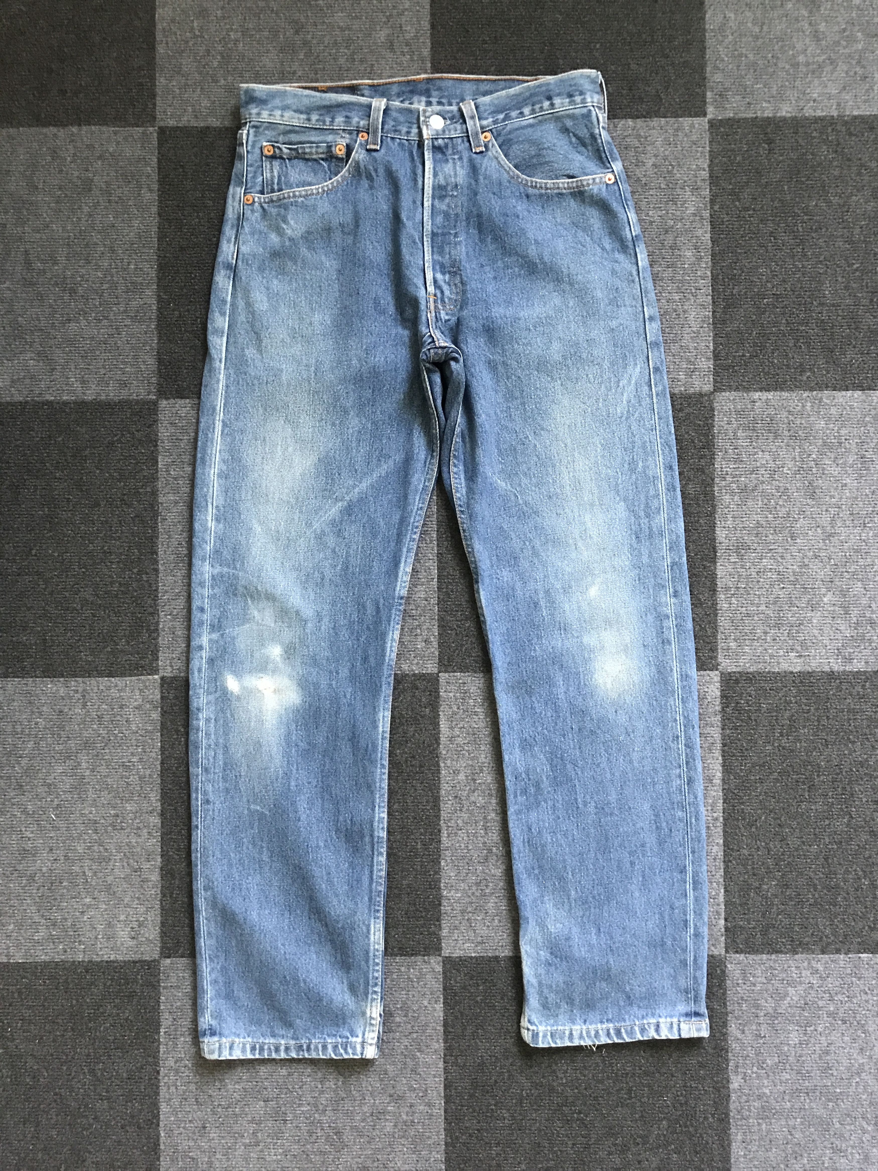 Levi's VLEV78 - Vintage Levis 501 Medium Wash Jeans Size US 30 / EU 46 - 1 Thumbnail