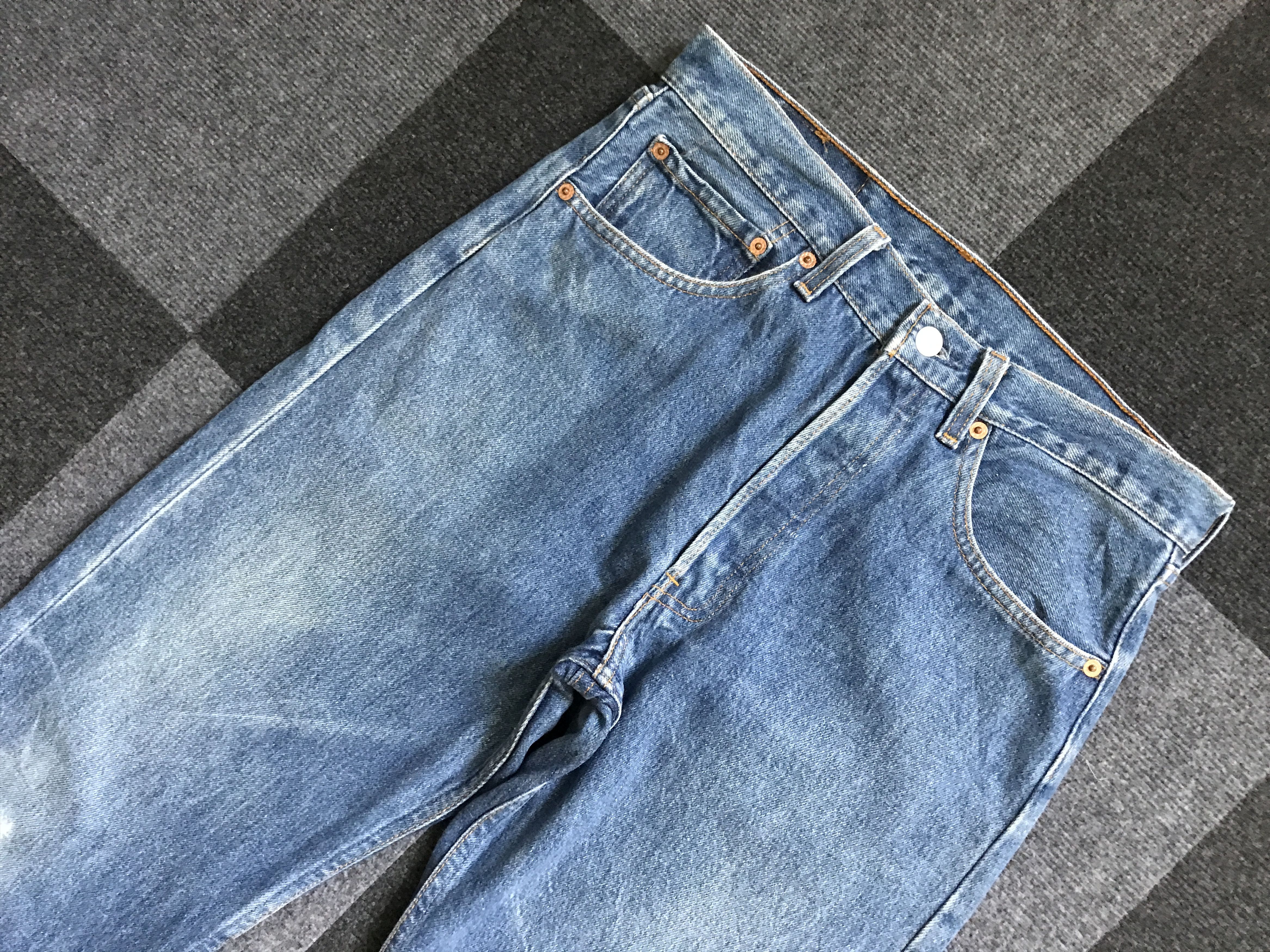 Levi's VLEV78 - Vintage Levis 501 Medium Wash Jeans Size US 30 / EU 46 - 2 Thumbnail