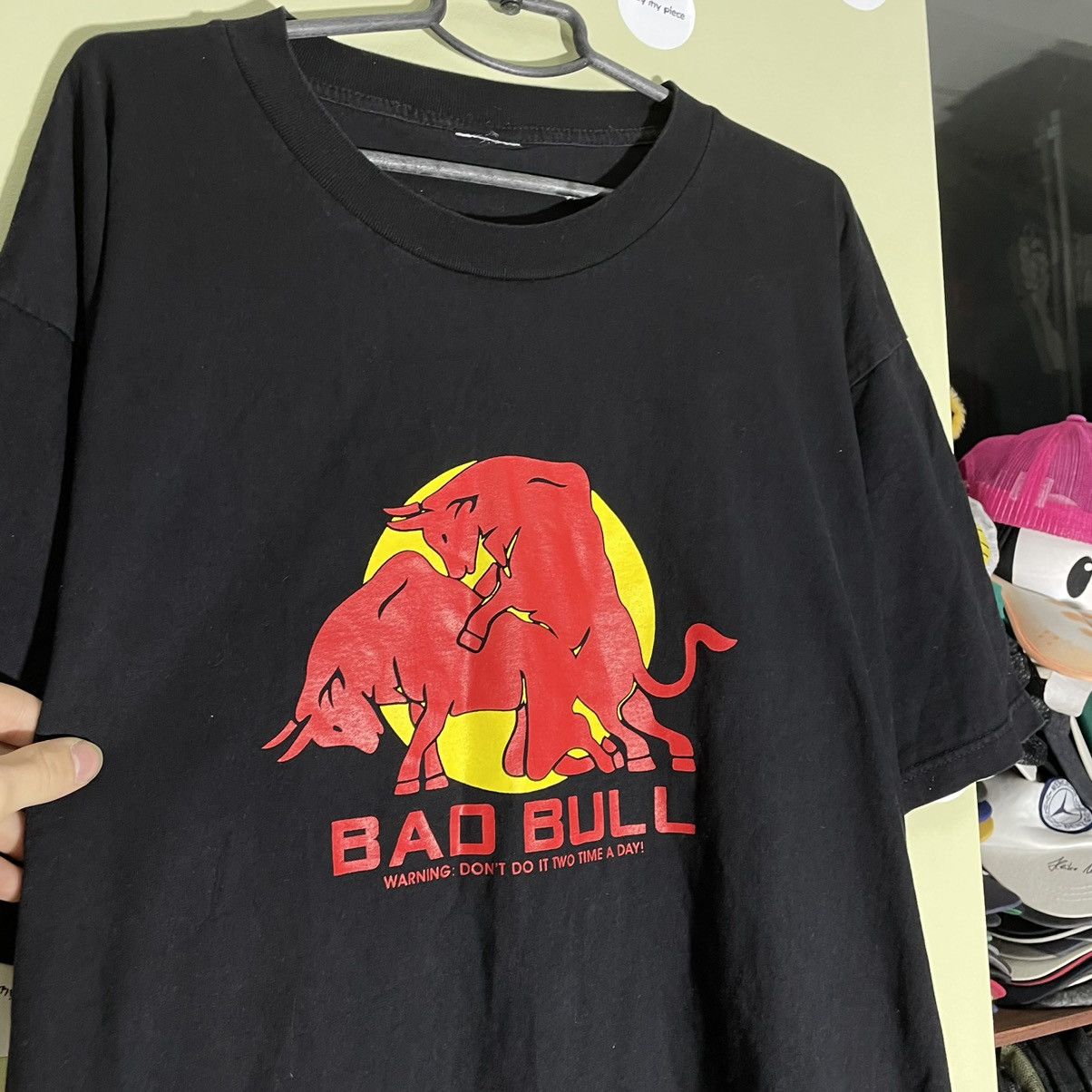 Vintage Vintage Y2K Bad Bull Graphic Tee Sun Faded Black Skate XXL Size US XXL / EU 58 / 5 - 2 Thumbnail