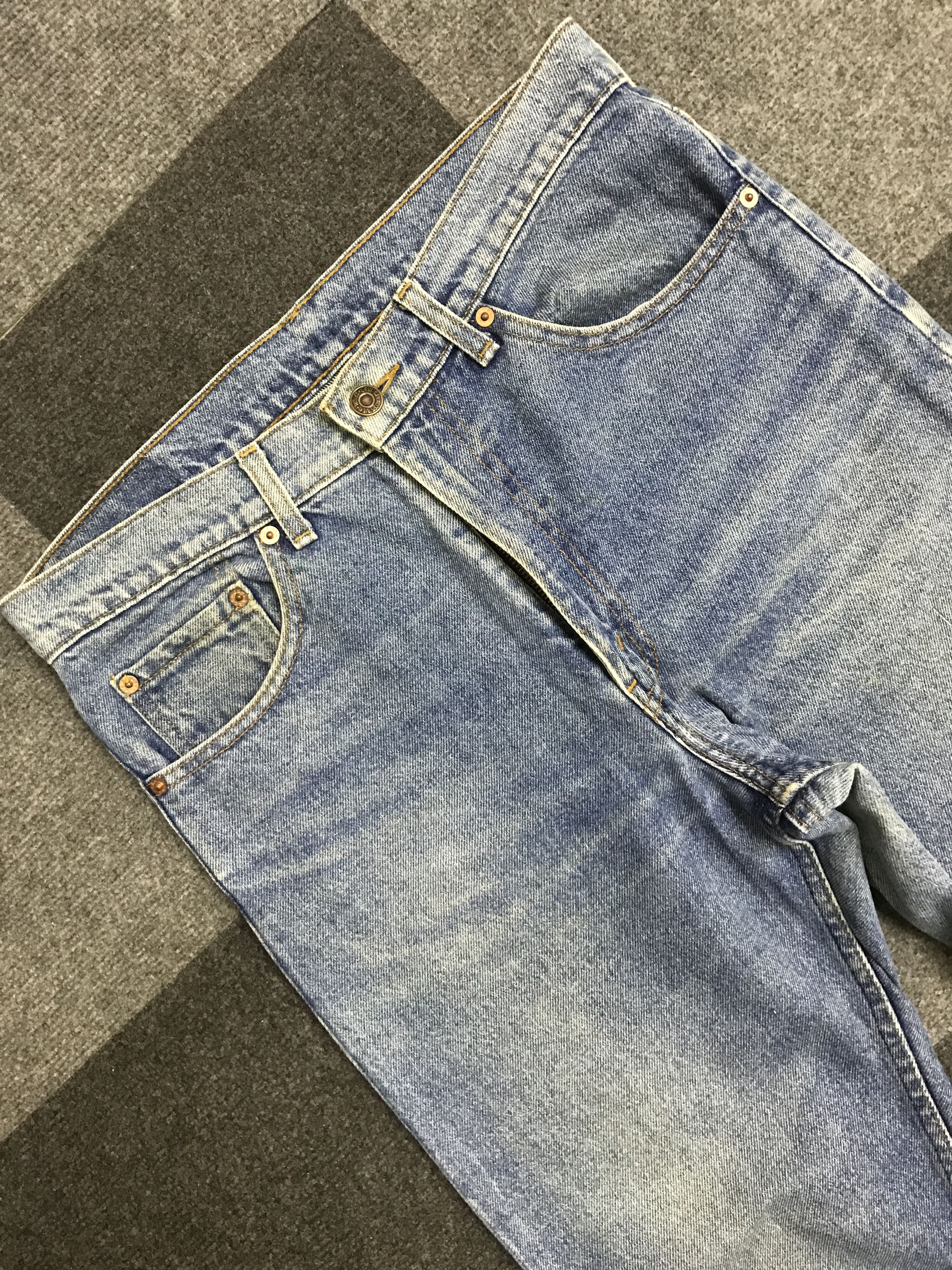 Levi's VL172-Vintage Levis 606 Cropped medium Wash Jeans Size US 32 / EU 48 - 2 Thumbnail