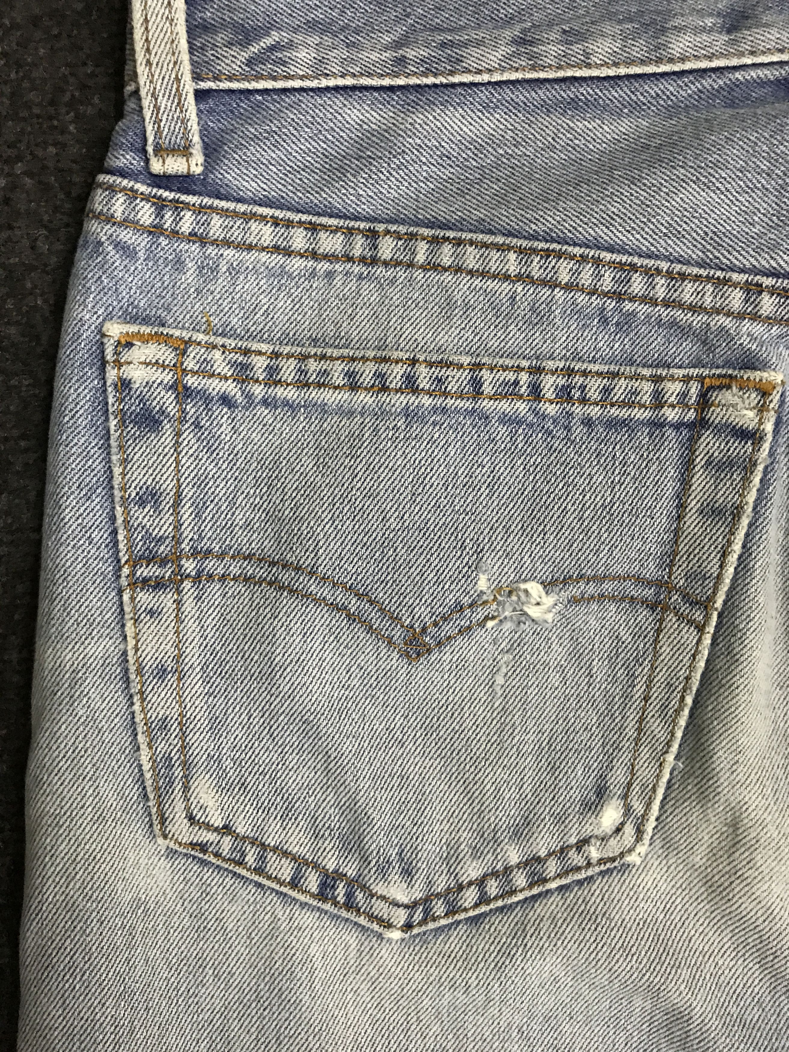 Levi's × Vintage VL151- Vintage Levis 501 Light Wash Distressed Jeans Size US 29 - 16 Thumbnail