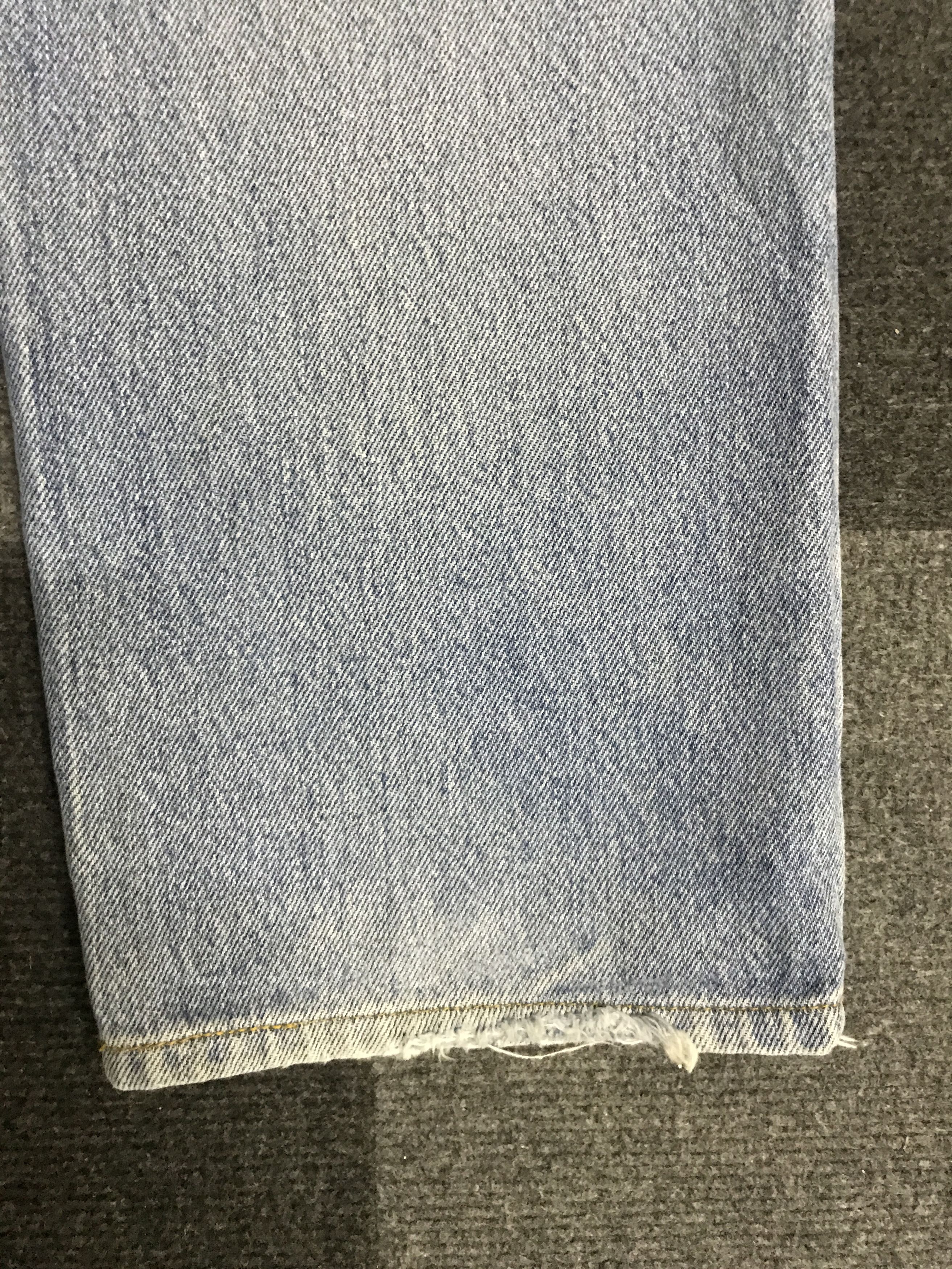 Levi's × Vintage VL151- Vintage Levis 501 Light Wash Distressed Jeans Size US 29 - 14 Thumbnail