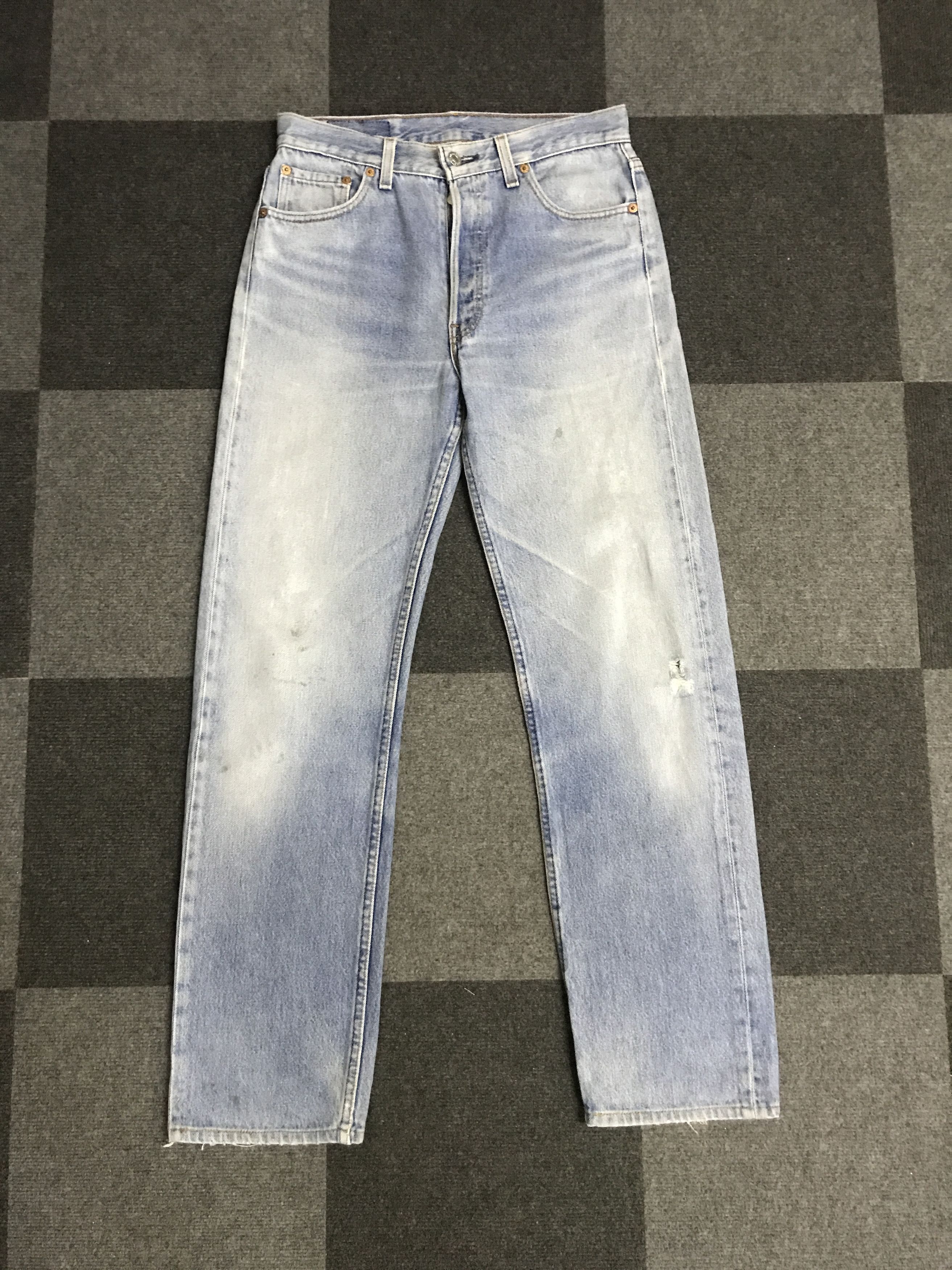VL151- Vintage Levis 501 Light Wash Distressed Jeans